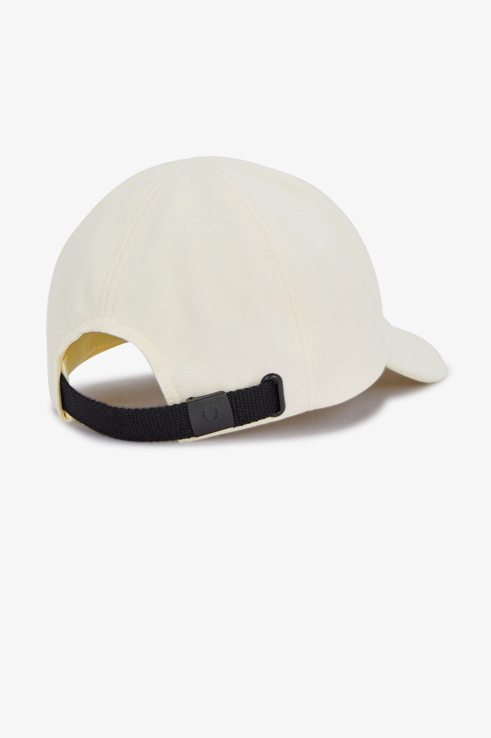 Cappellino Classico In Piqué HW672655 V84 FRED PERRY ACCESSORIES 