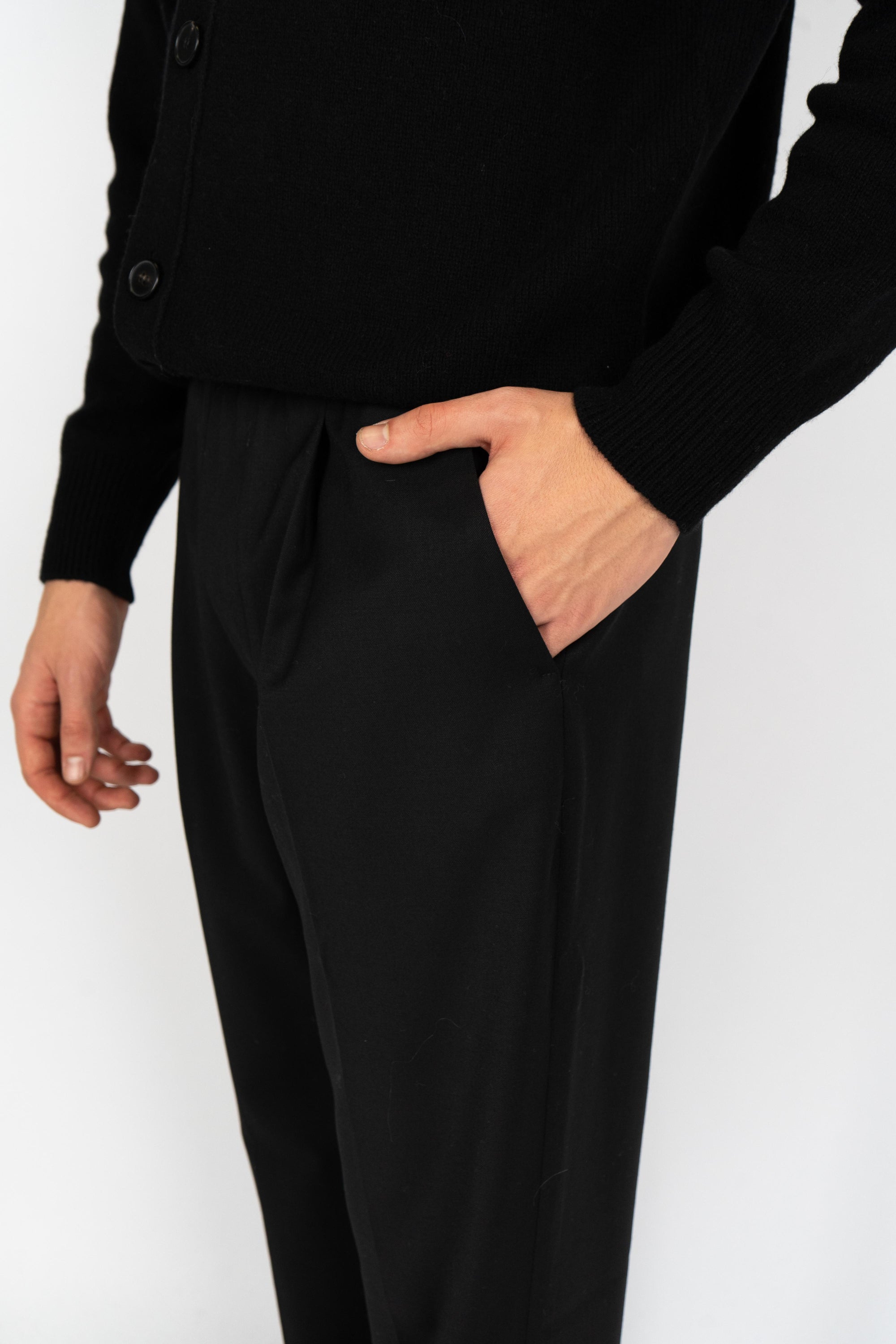 Pantalone con pinces B6F0036 A99 AMARANTO 