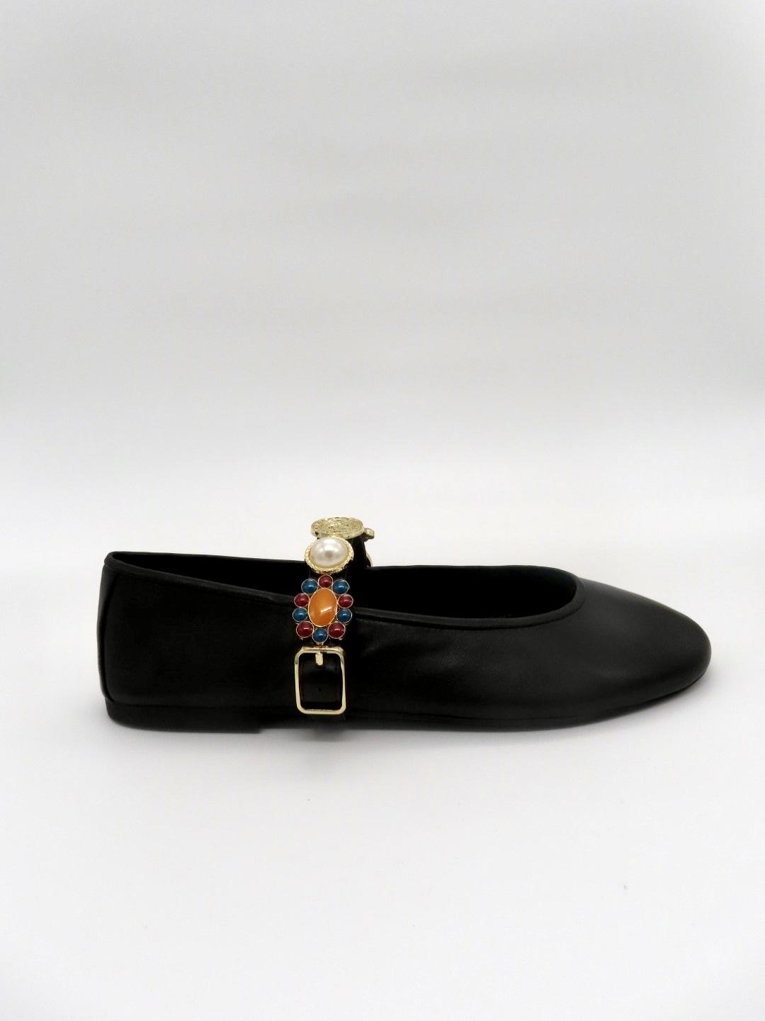 Amarissa JCSJC16672 9 JEFFREY CAMPBELL 