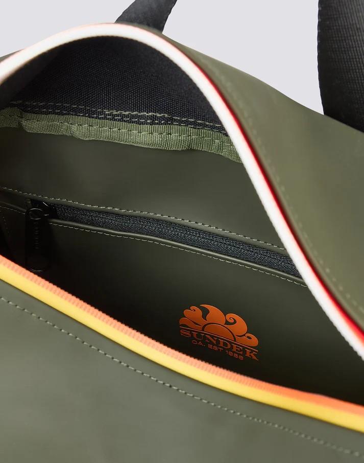 Zaino con zip saldata e manici regolabili imbottiti AM237ABPY600 30202 SUNDEK 