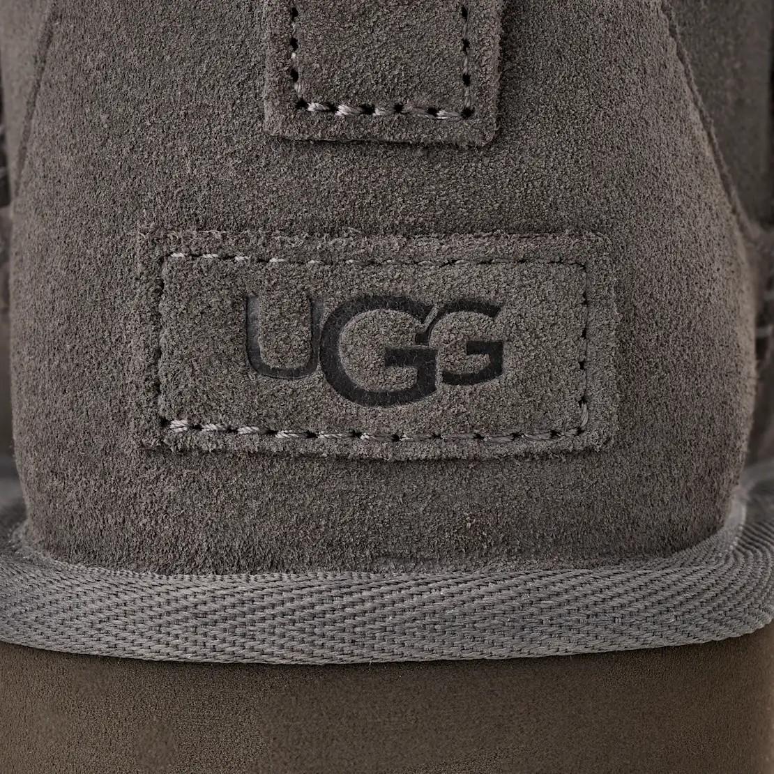 Stivali Classic Ultra Mini Platform 1135092 CHRC UGG 