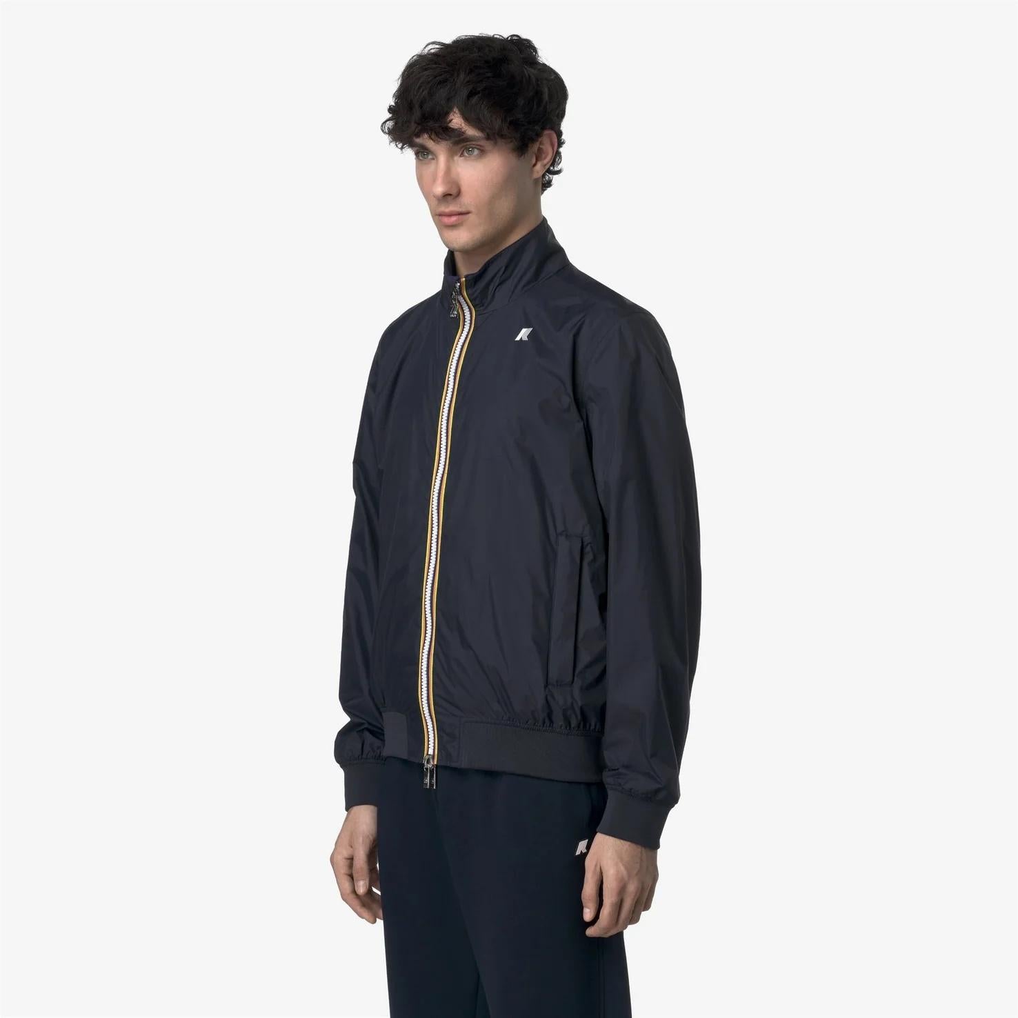 Bomber corto reversibile da uomo blu scuro per condizioni meteorologiche variabili K6123PW B0S K-WAY 