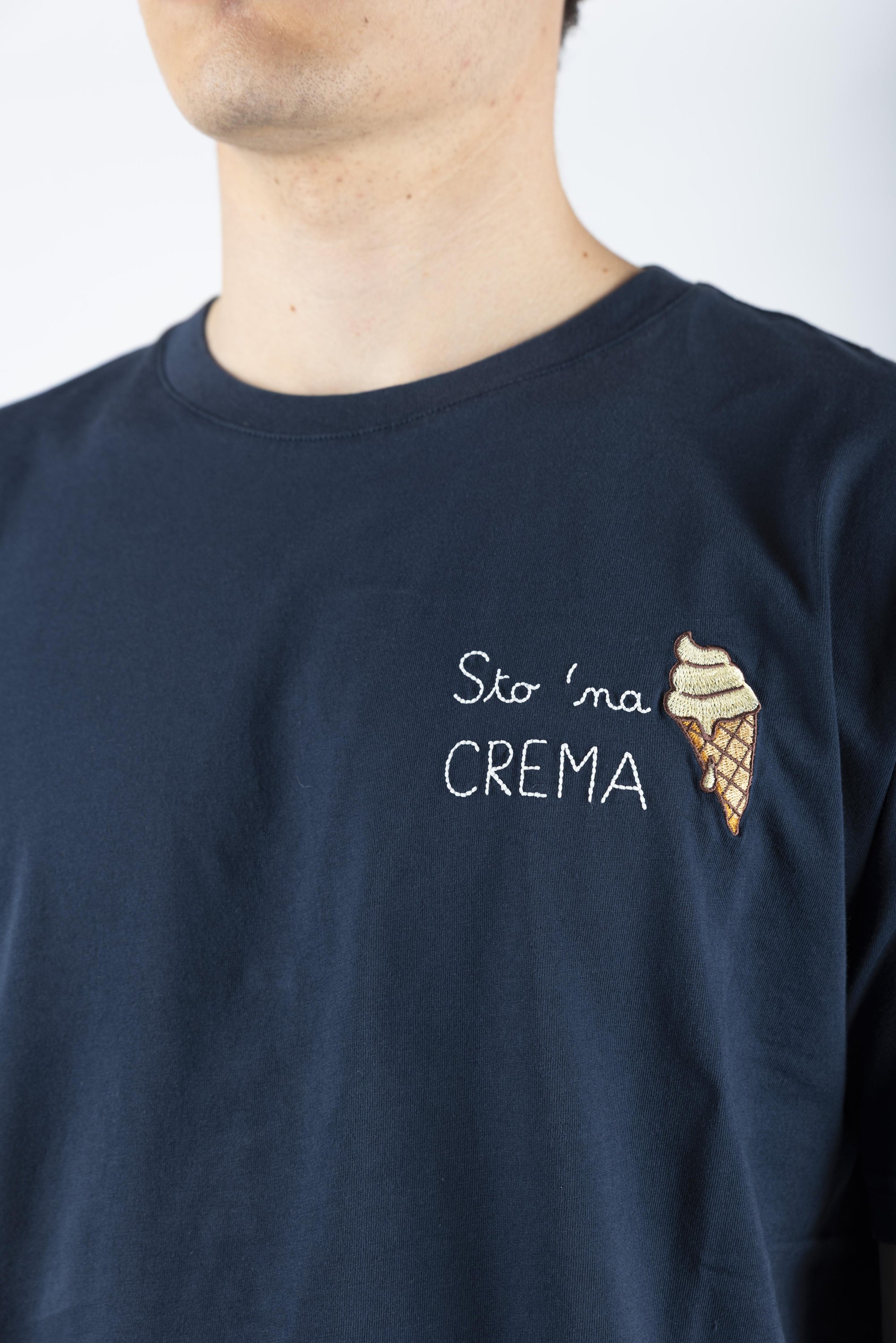 T-shirt Sto 'na crema in jersey di cotone Classic Fit con ricamo navy POT0001 01231H MC2 SAINT BARTH 
