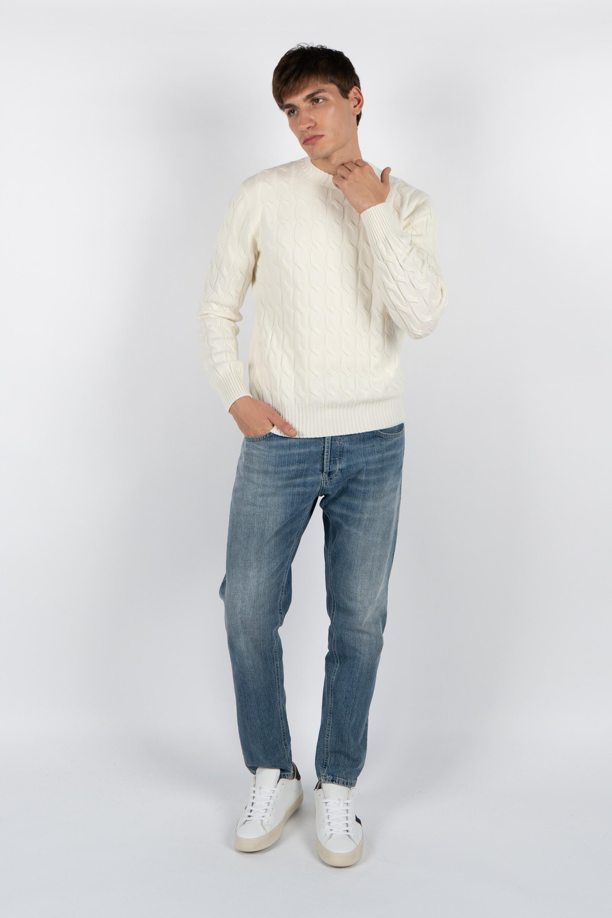 Maglione con lavorazione a trecce 23155/19668 001 GRAN SASSO 