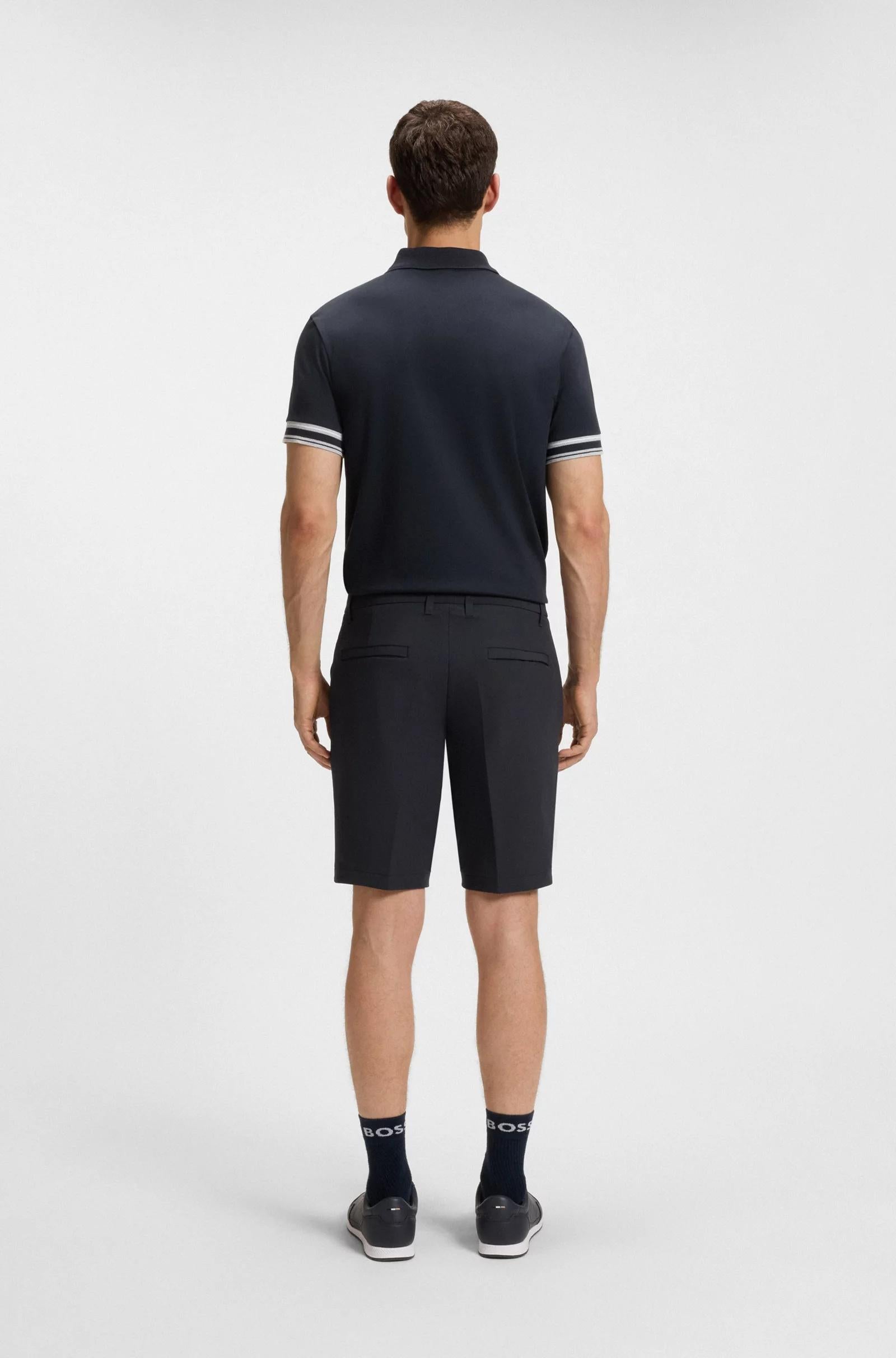Bermuda slim fit in tessuto elasticizzato idrorepellente 50540337 402 BOSS 