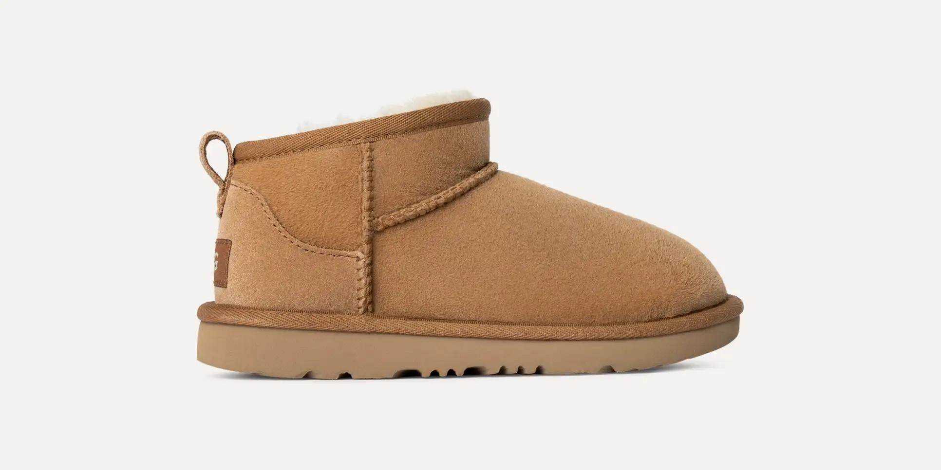 Bambini Stivali Classic Ultra Mini 1130750T CHE UGG 