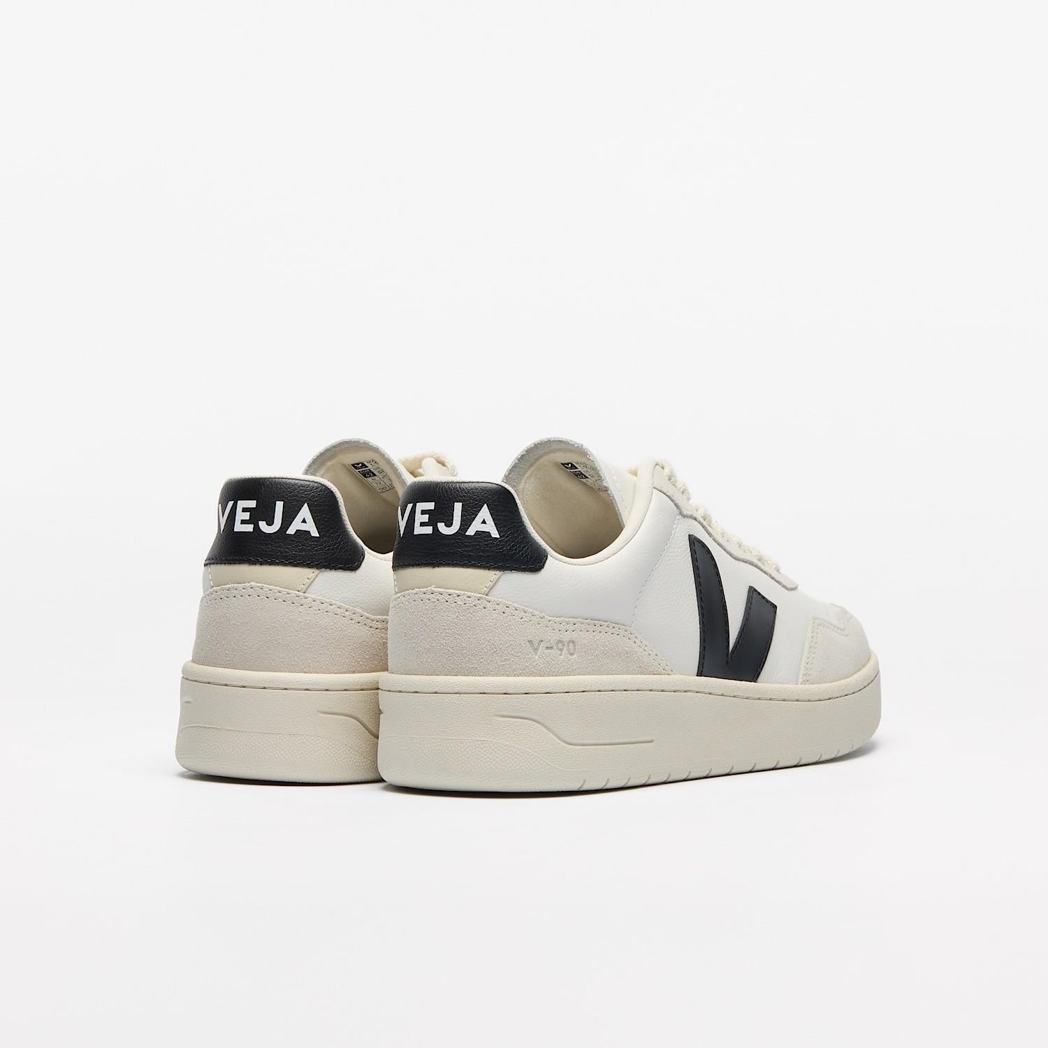 Sneaker V-90 leather white black VD2021 061 VEJA 