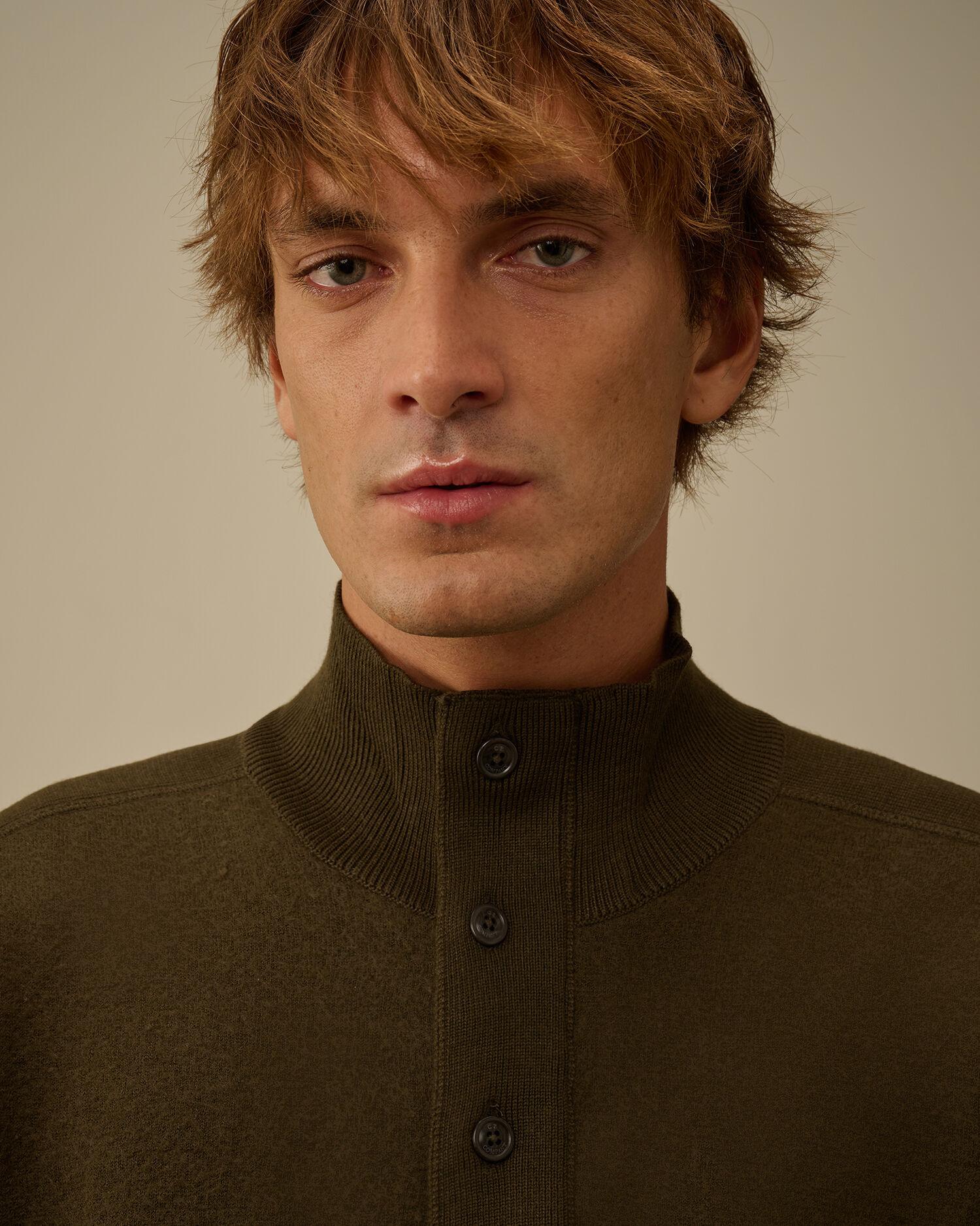 Maglione a mezzo bottone 19CMKN199A 683 C.P. COMPANY 