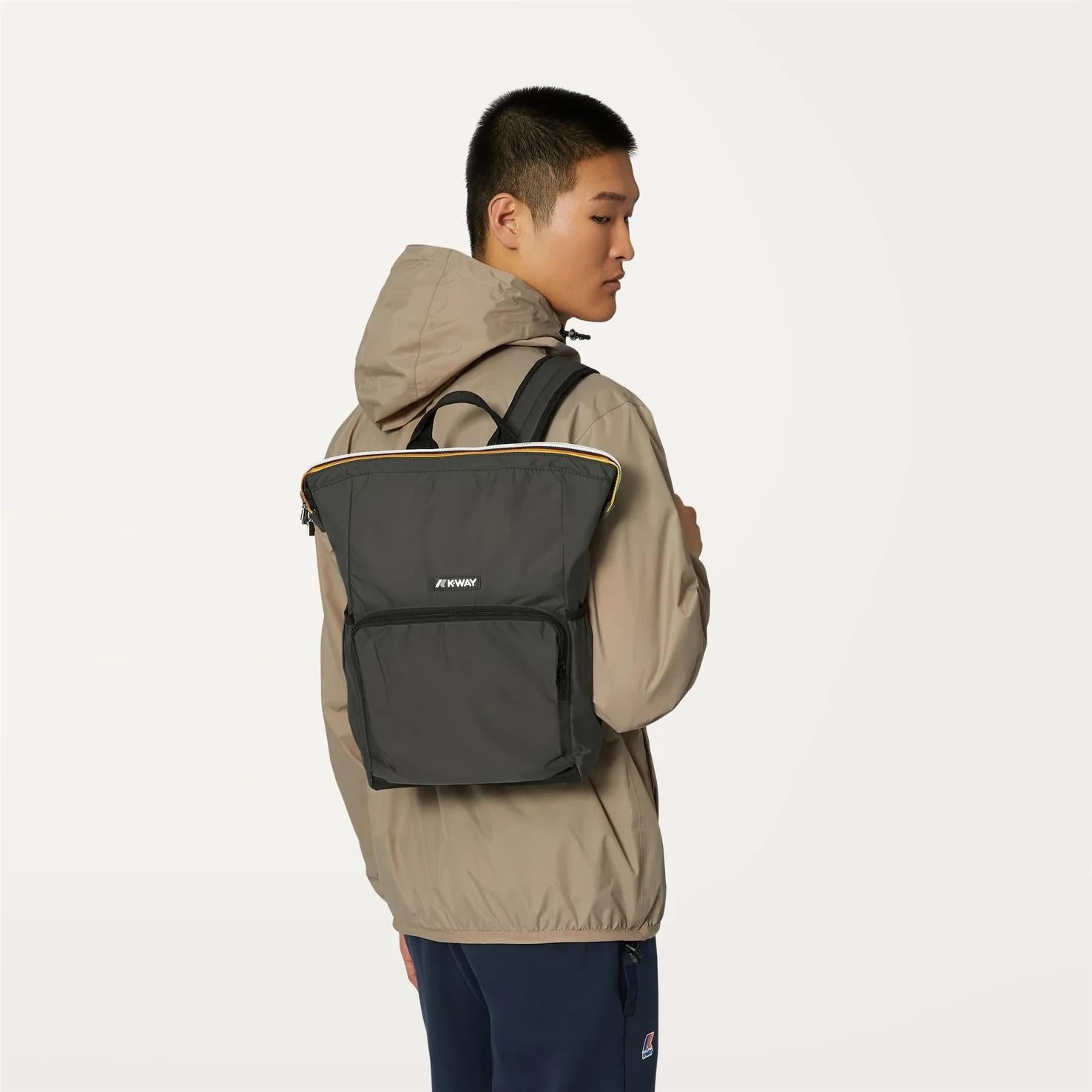Unisex Impermeabile Zaino Con Custodia Per Computer Portatile verde K7118HW WMR K-WAY ACCESSORIES 