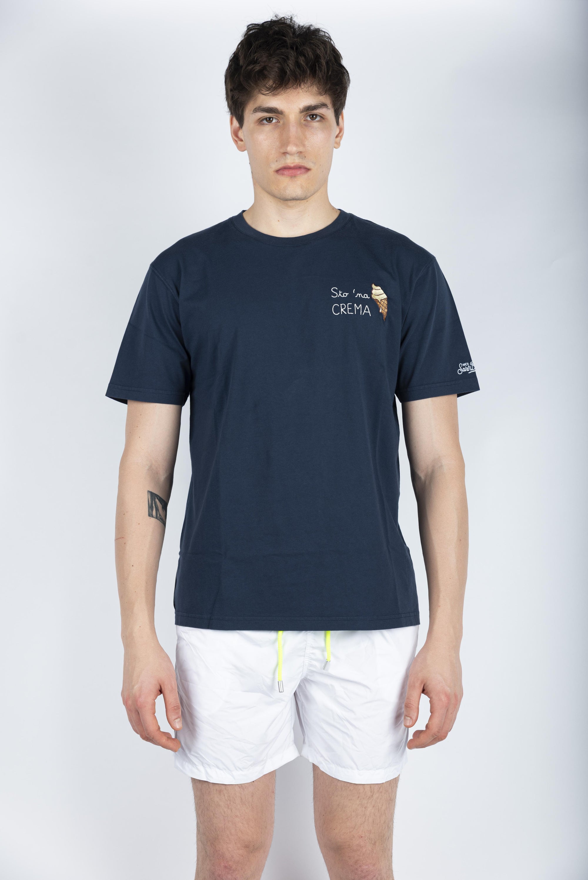 T-shirt Sto 'na crema in jersey di cotone Classic Fit con ricamo navy POT0001 01231H MC2 SAINT BARTH 