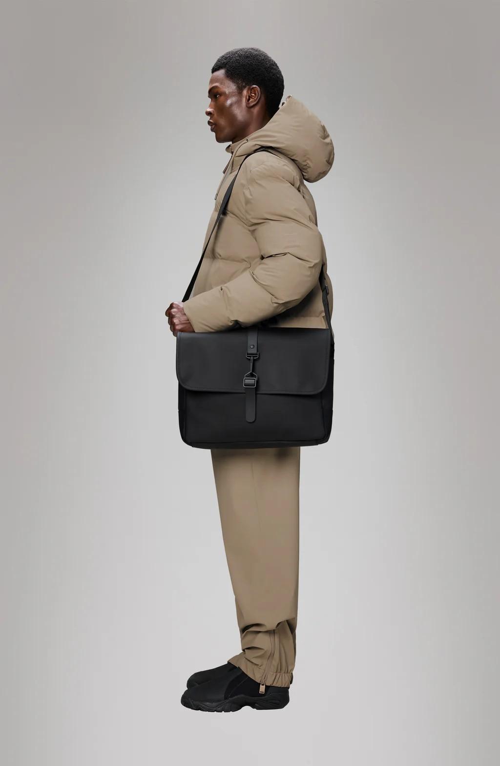 Messenger Bag RA14580 BLA RAINS 