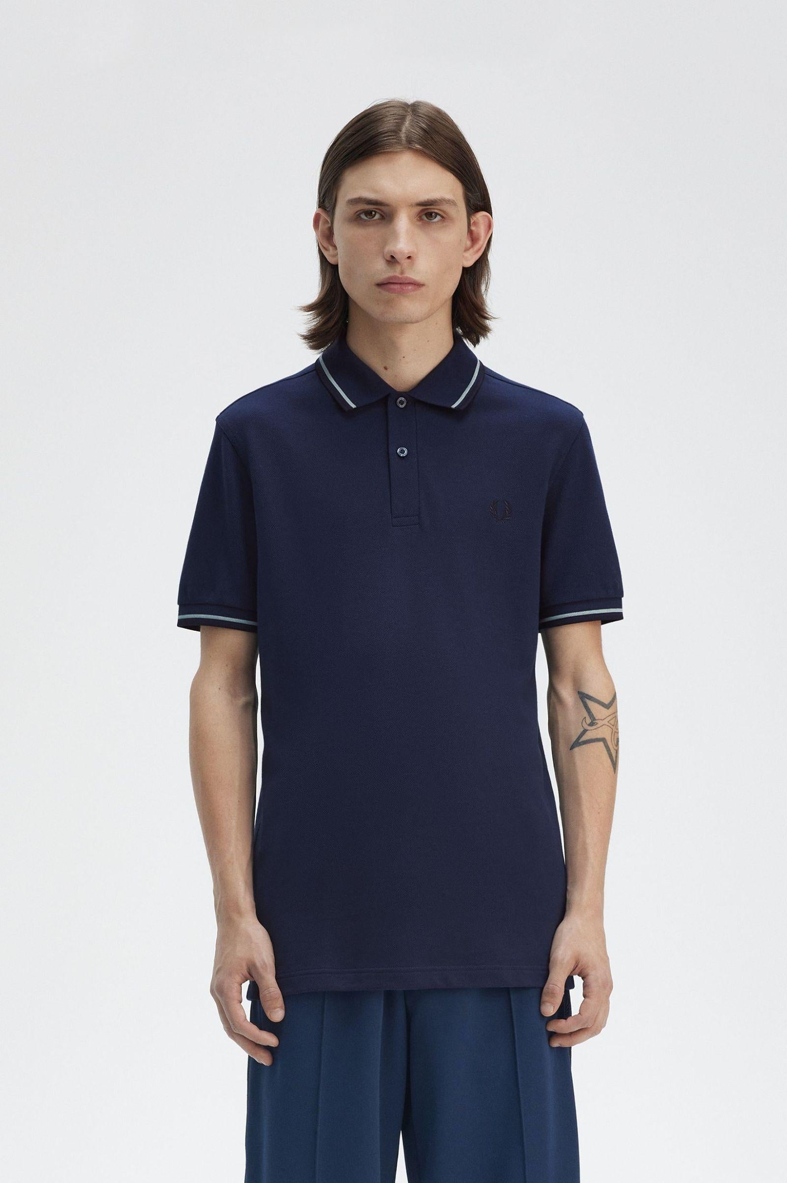 Polo pique&#39; con doppia riga M360054 Y21 FRED PERRY 