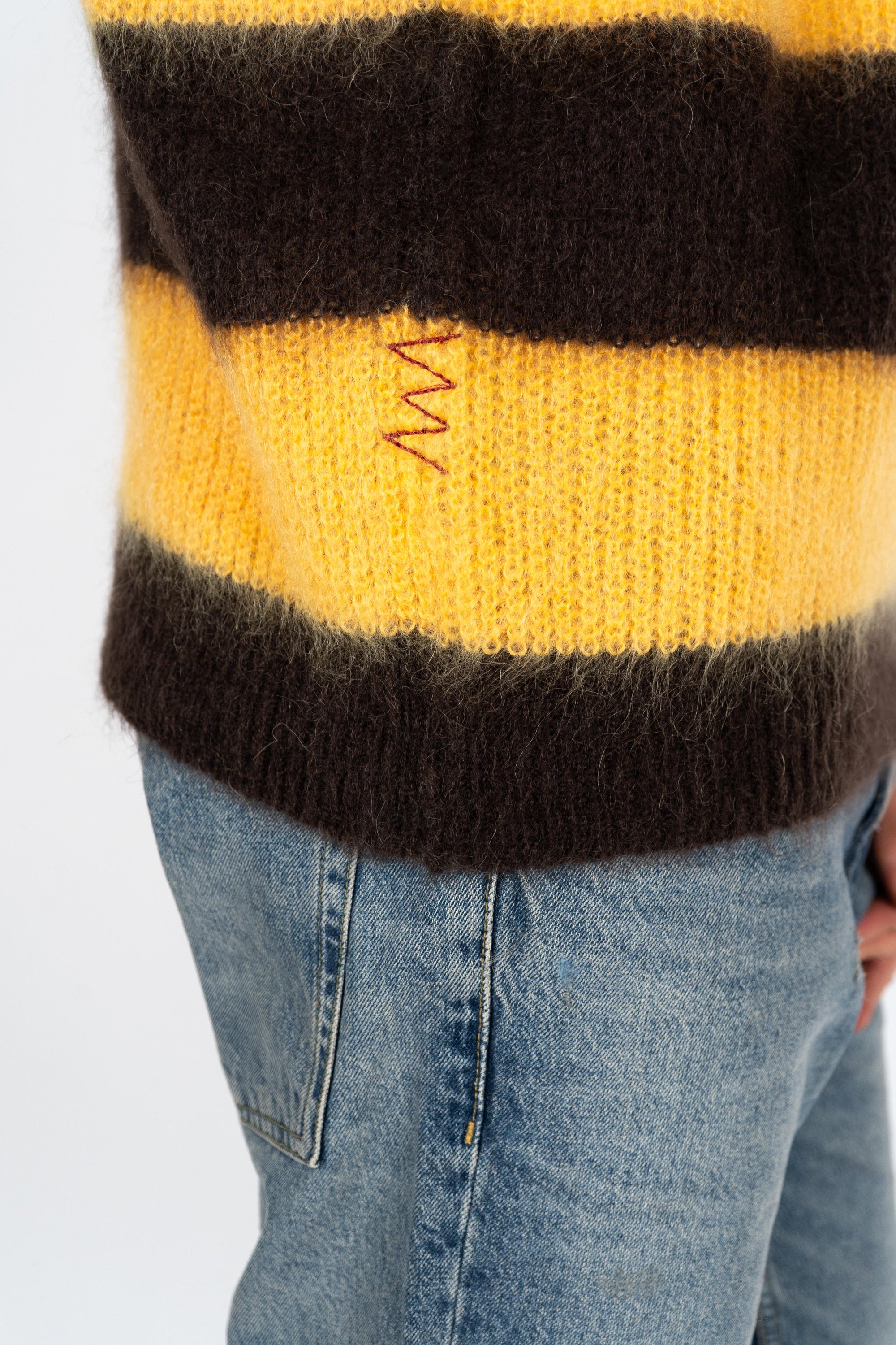 Maglione con motivo a righe B9F0070 FV448 AMARANTO 