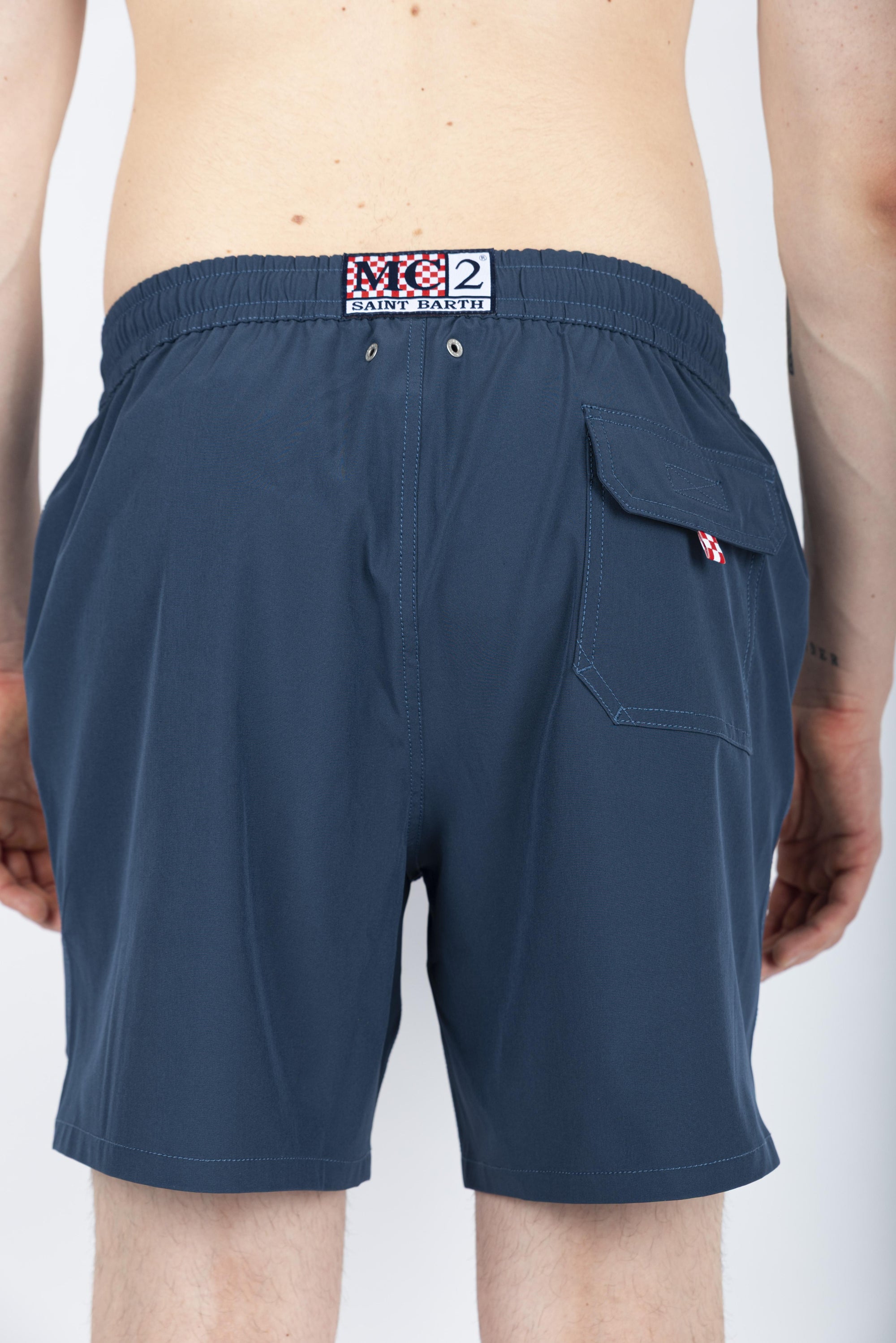 Costume classico elasticizzata comfort con ricamo "Saint Barth Beach Club" blu COM0007 05152H MC2 SAINT BARTH 