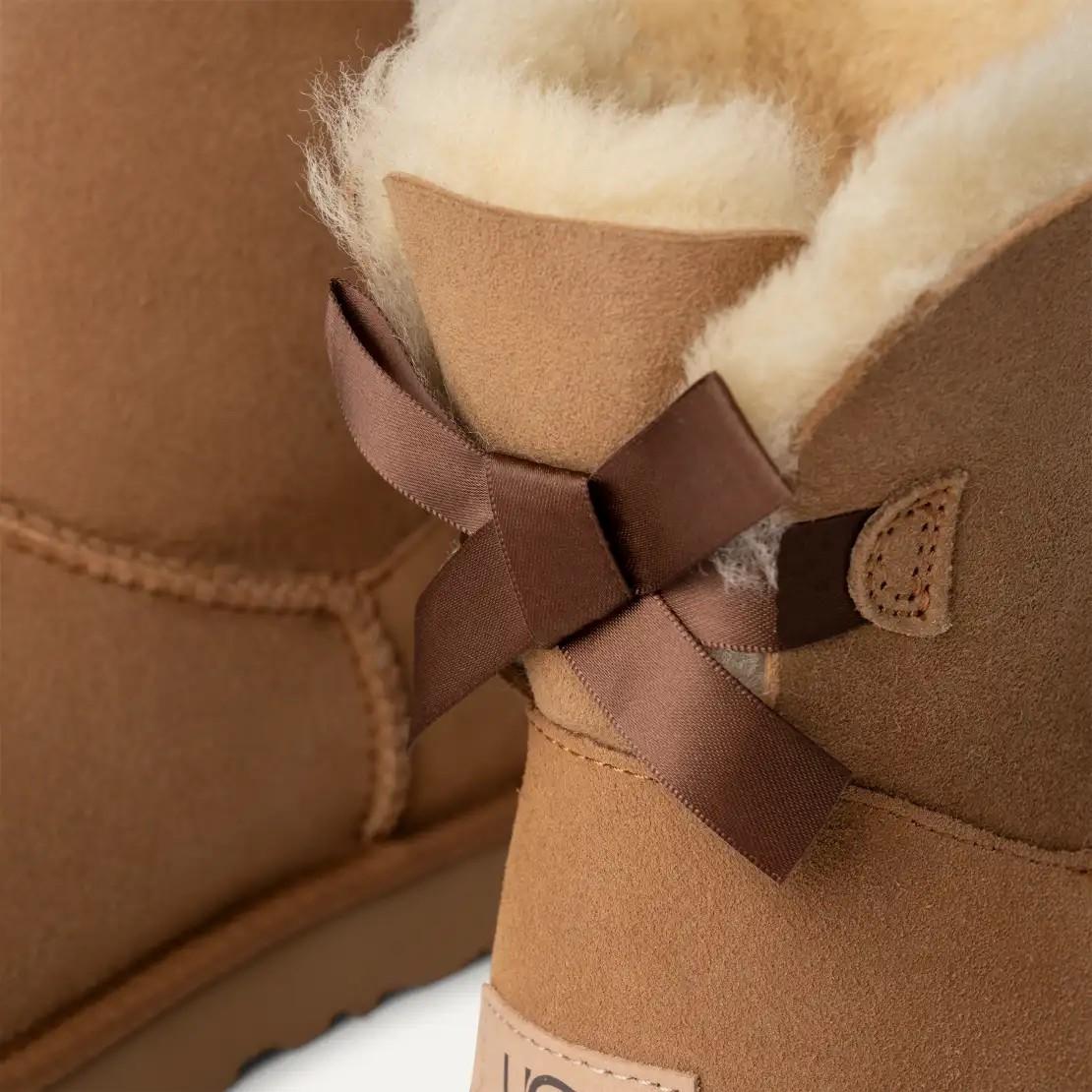Stivali Mini Bailey Bow II 1016501 CHE UGG 
