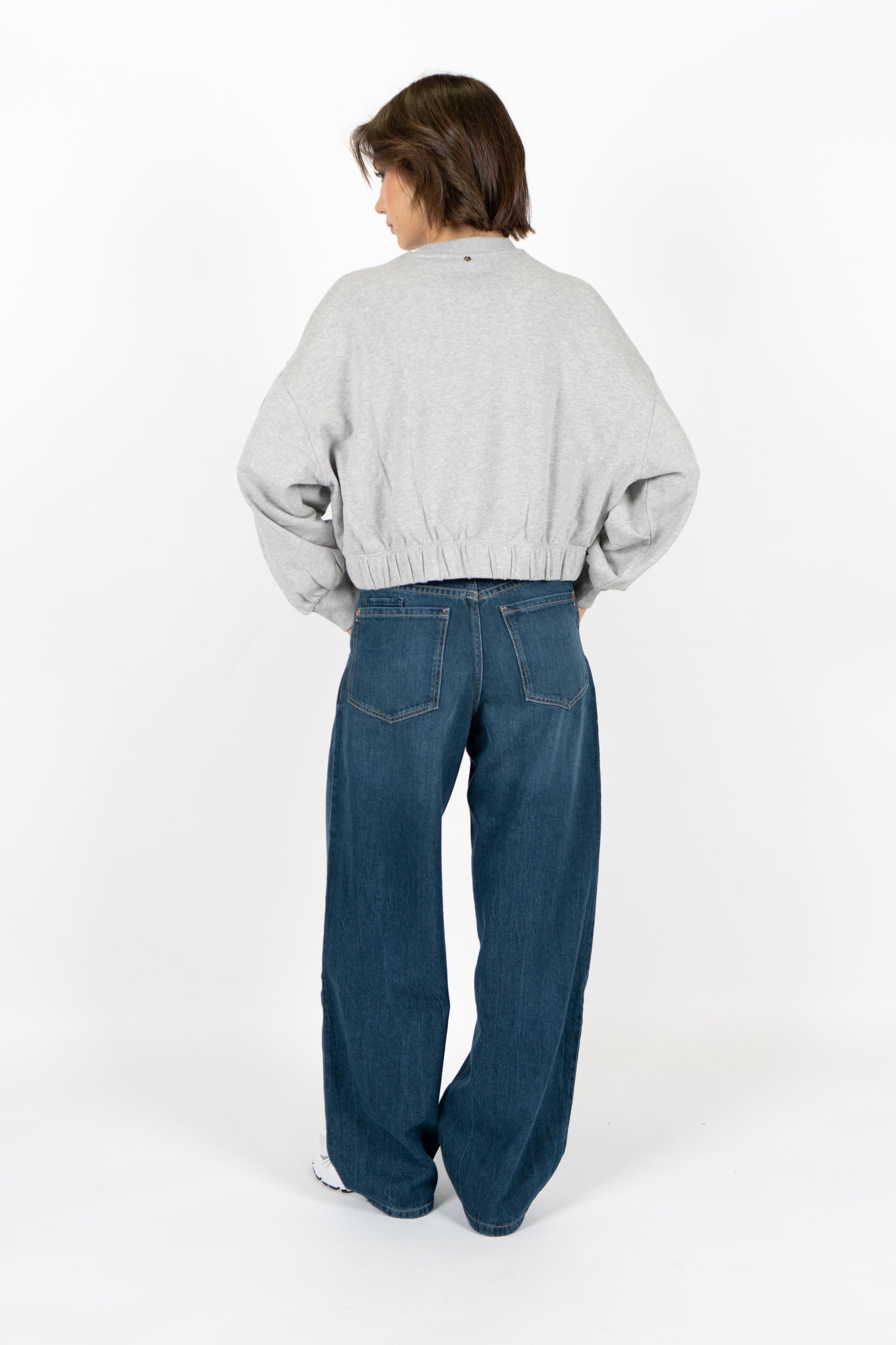 Felpa con logo e dettagli brillantinati 50547796 056 BOSS 