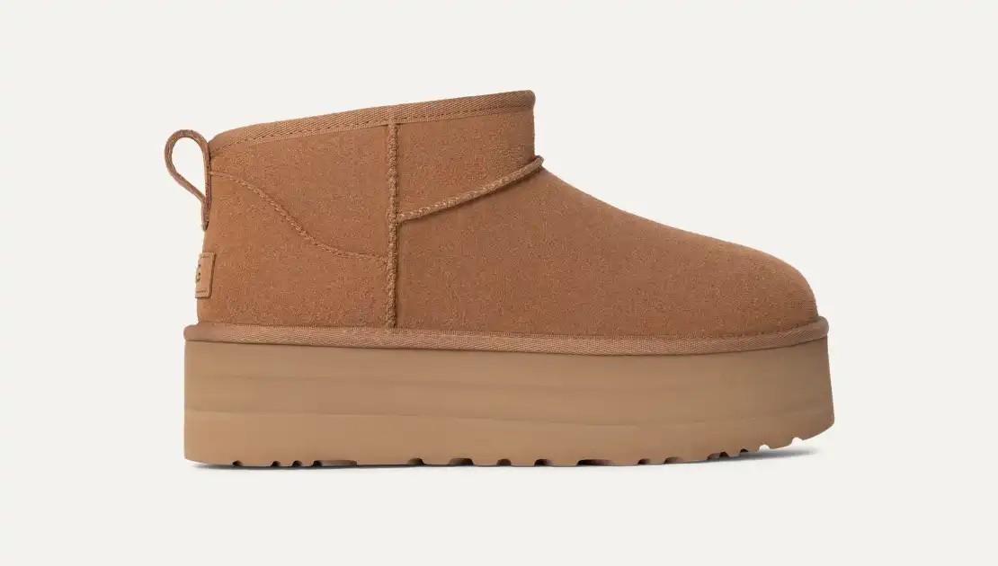 Stivali Classic Ultra Mini Platform 1135092 CHE UGG 