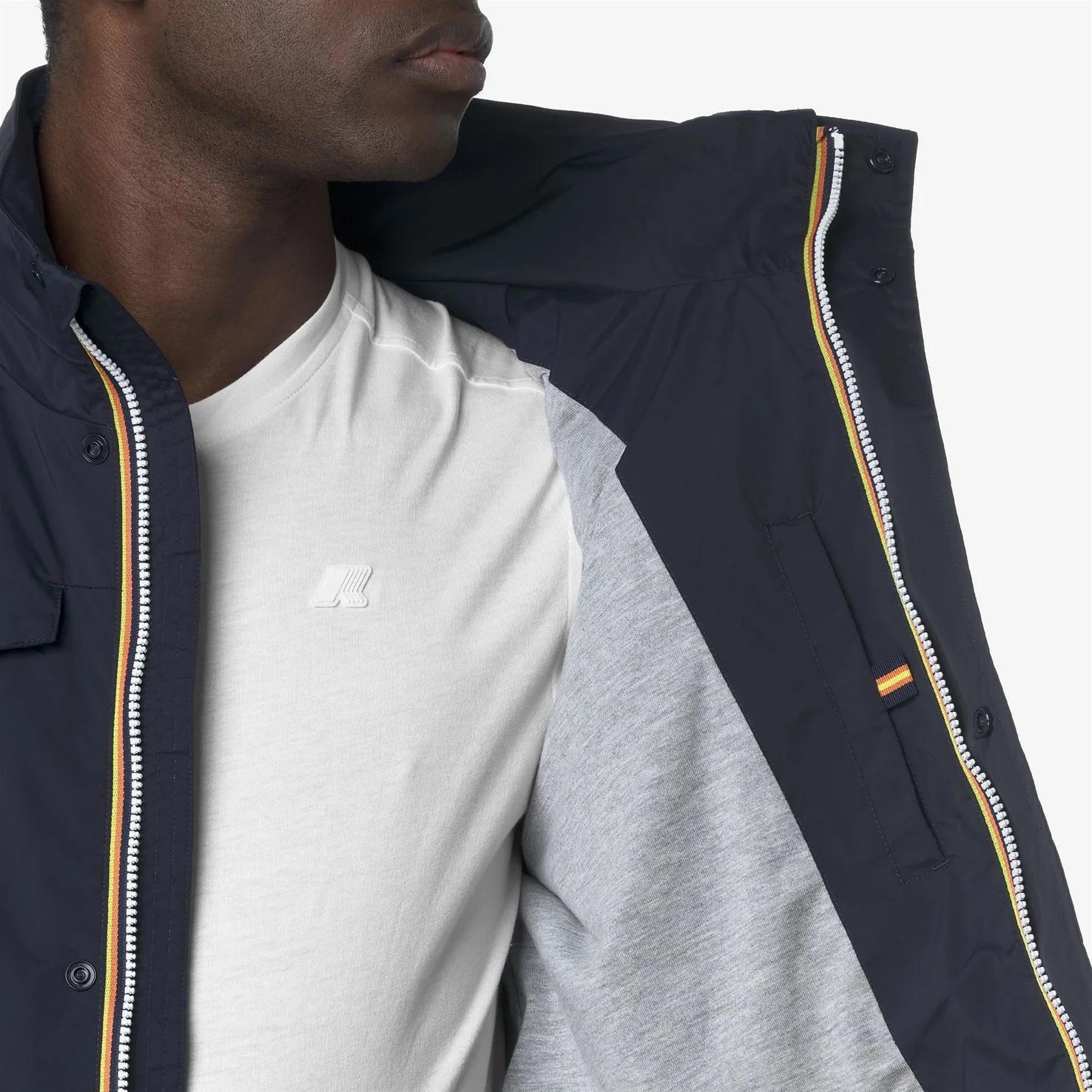 Giacca da uomo blu in nylon elasticizzato resistente alle intemperie K8135HW K89 K-WAY 