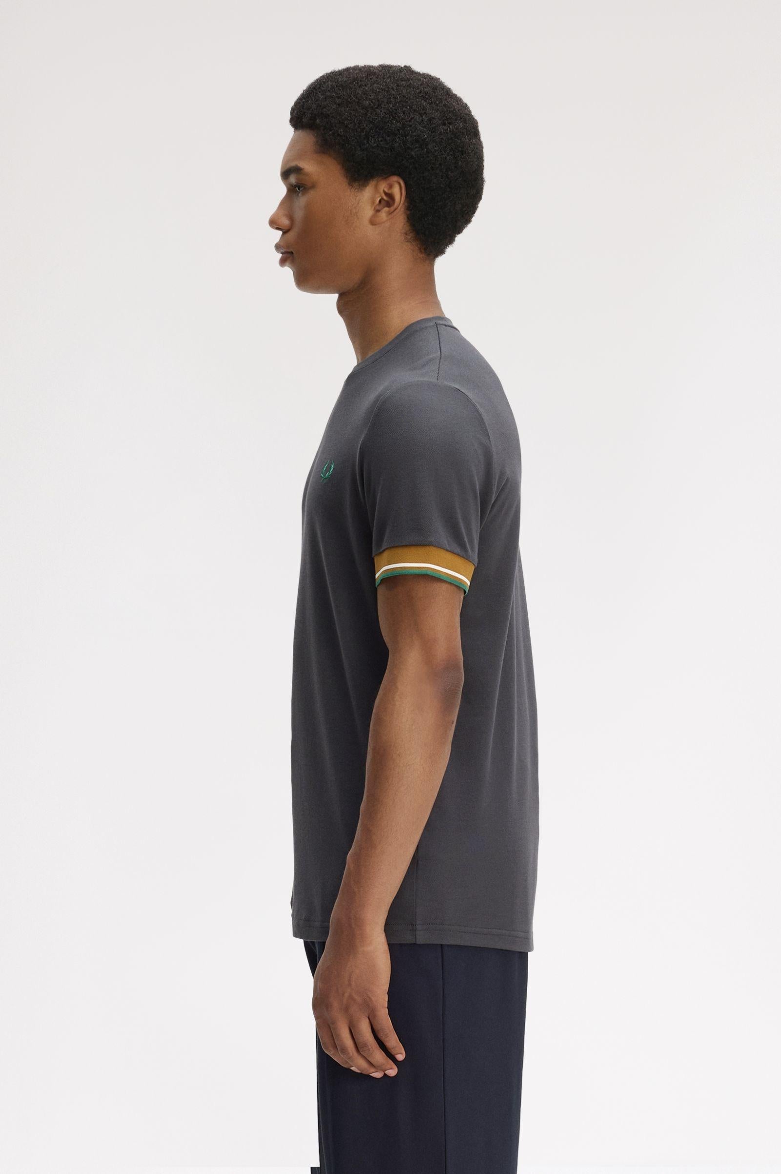 T-Shirt Con Doppia Riga Sul Bordo Manica M239658 297 FRED PERRY 