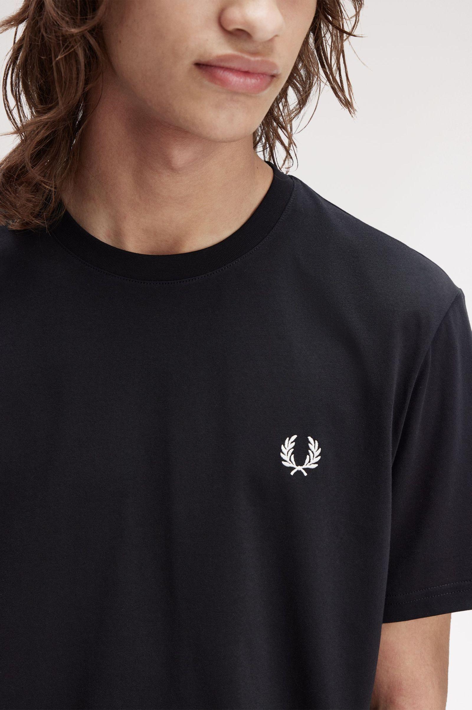 T-shirt con logo in evidenza M130355 102 FRED PERRY 