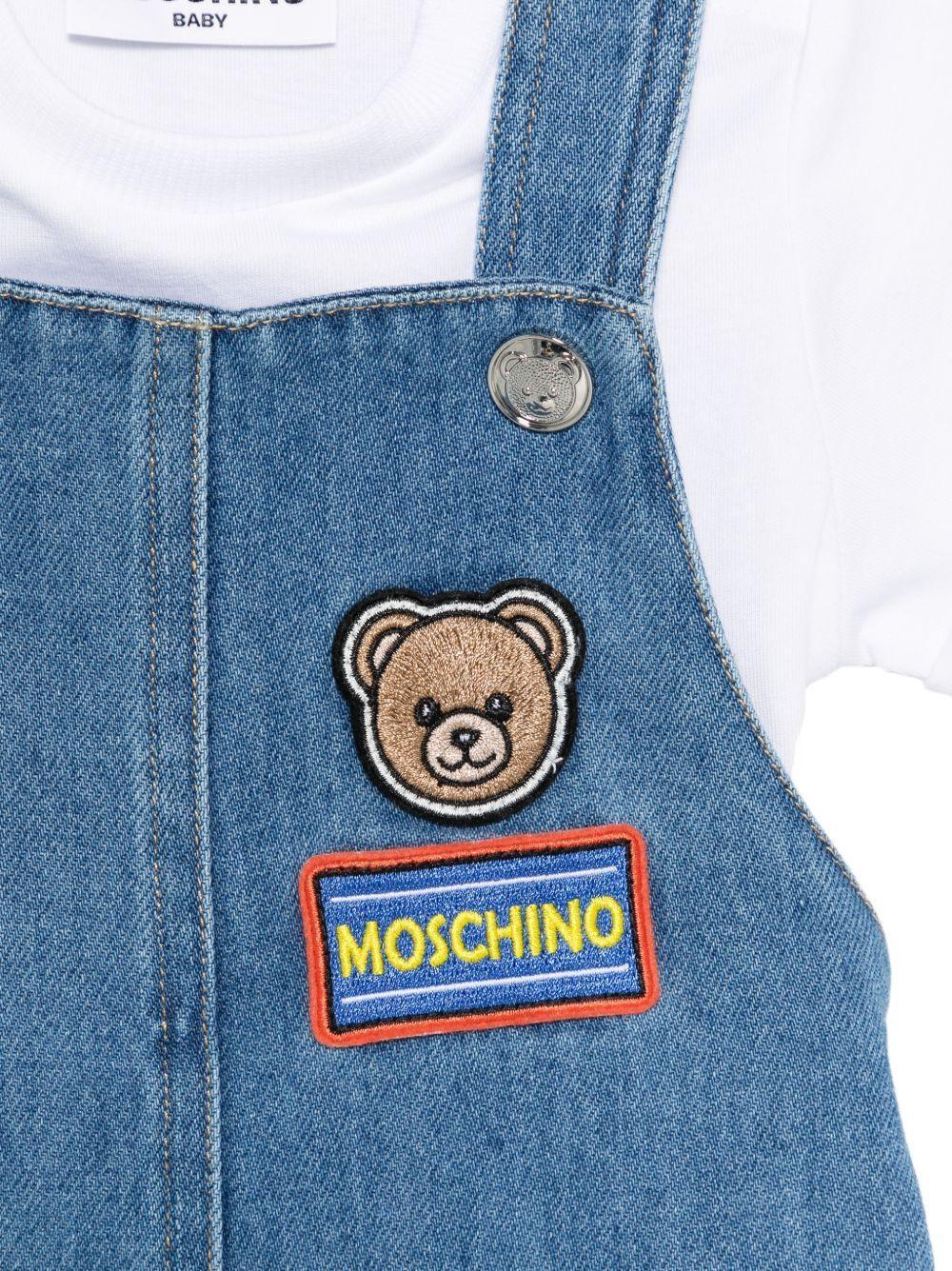 Set t-shirt e salopette per neonaticon toppa con logo sul davanti MUG01RL0E34 40646 MOSCHINO BABY 