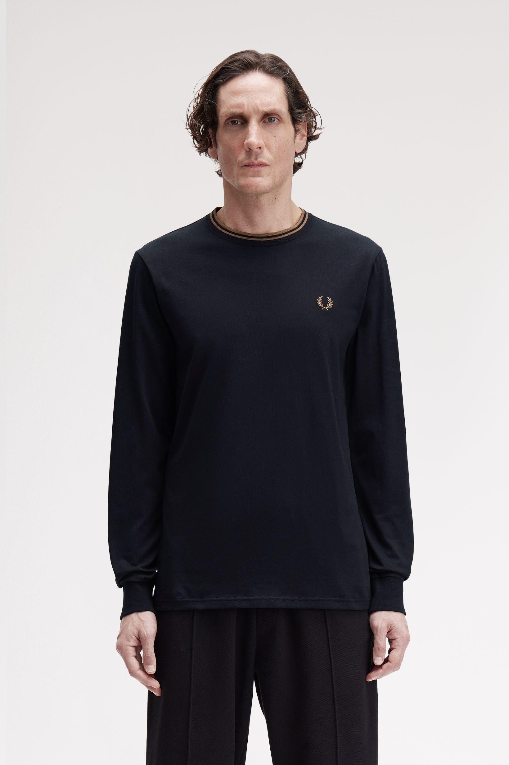 Maglia a maniche lunghe con logo ricamato M960255 184 FRED PERRY 