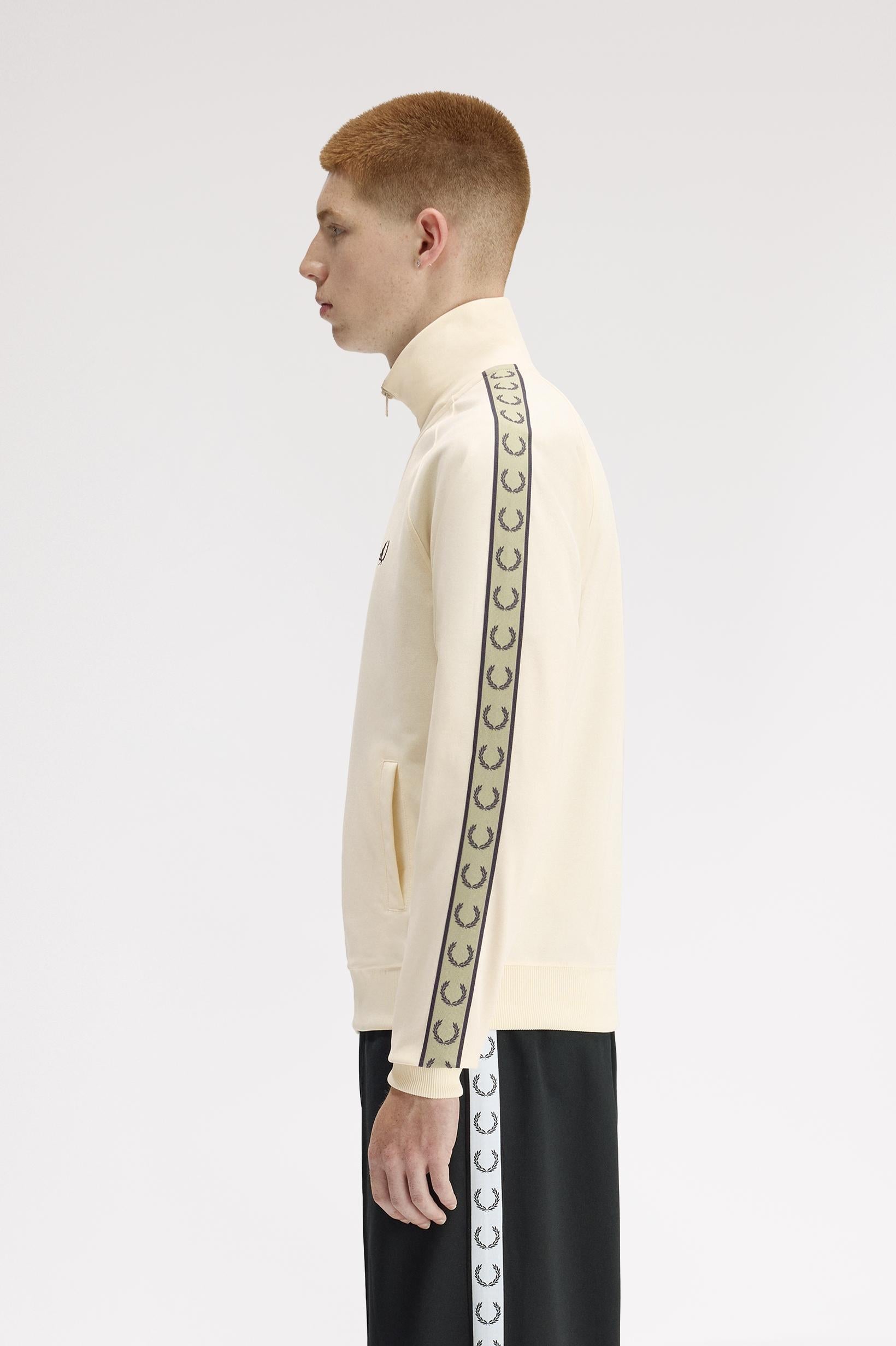 Track jacket con fettuccia a contrasto J555757 34B FRED PERRY 