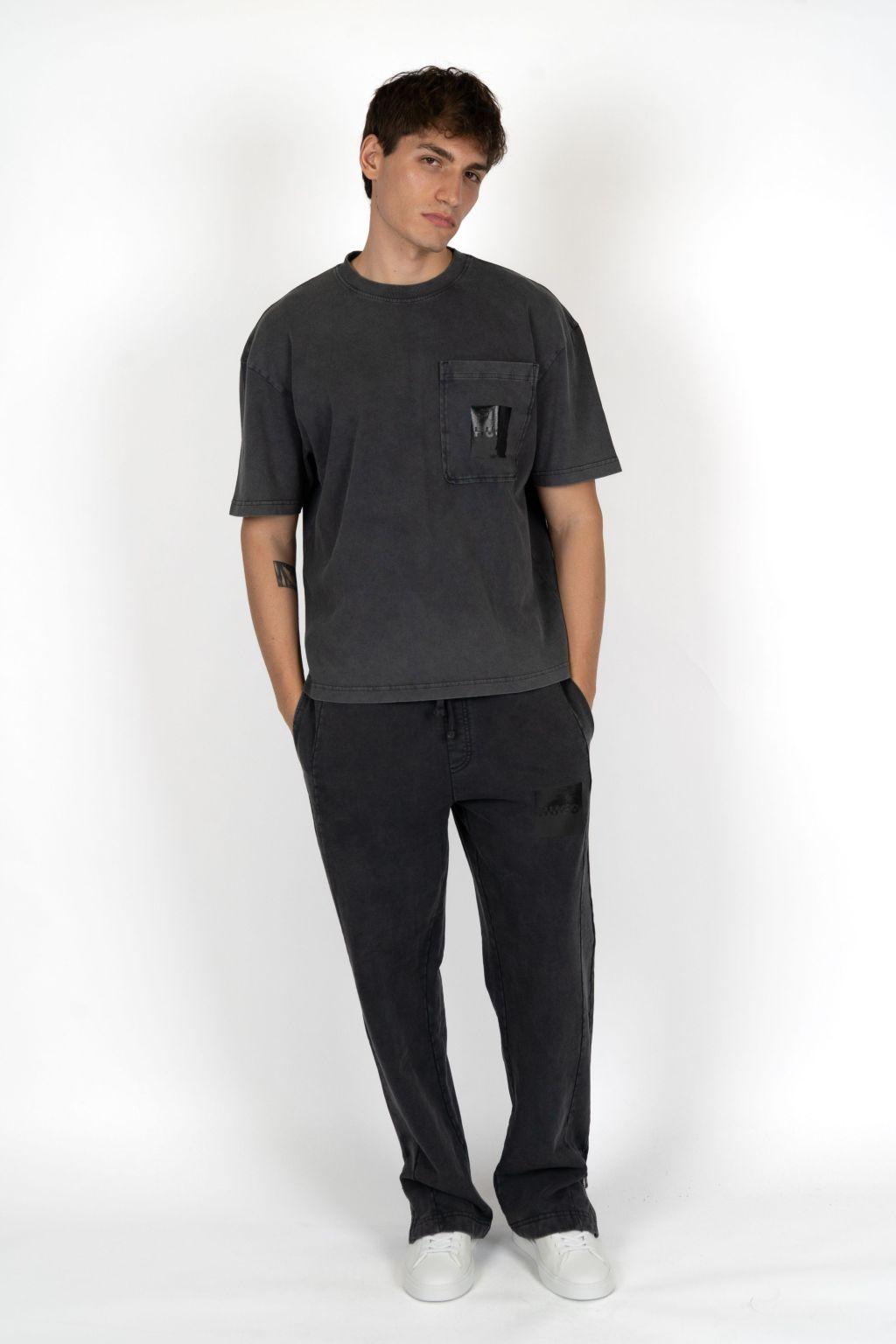 T-shirt con logo spezzato 50542836 001 HUGO 