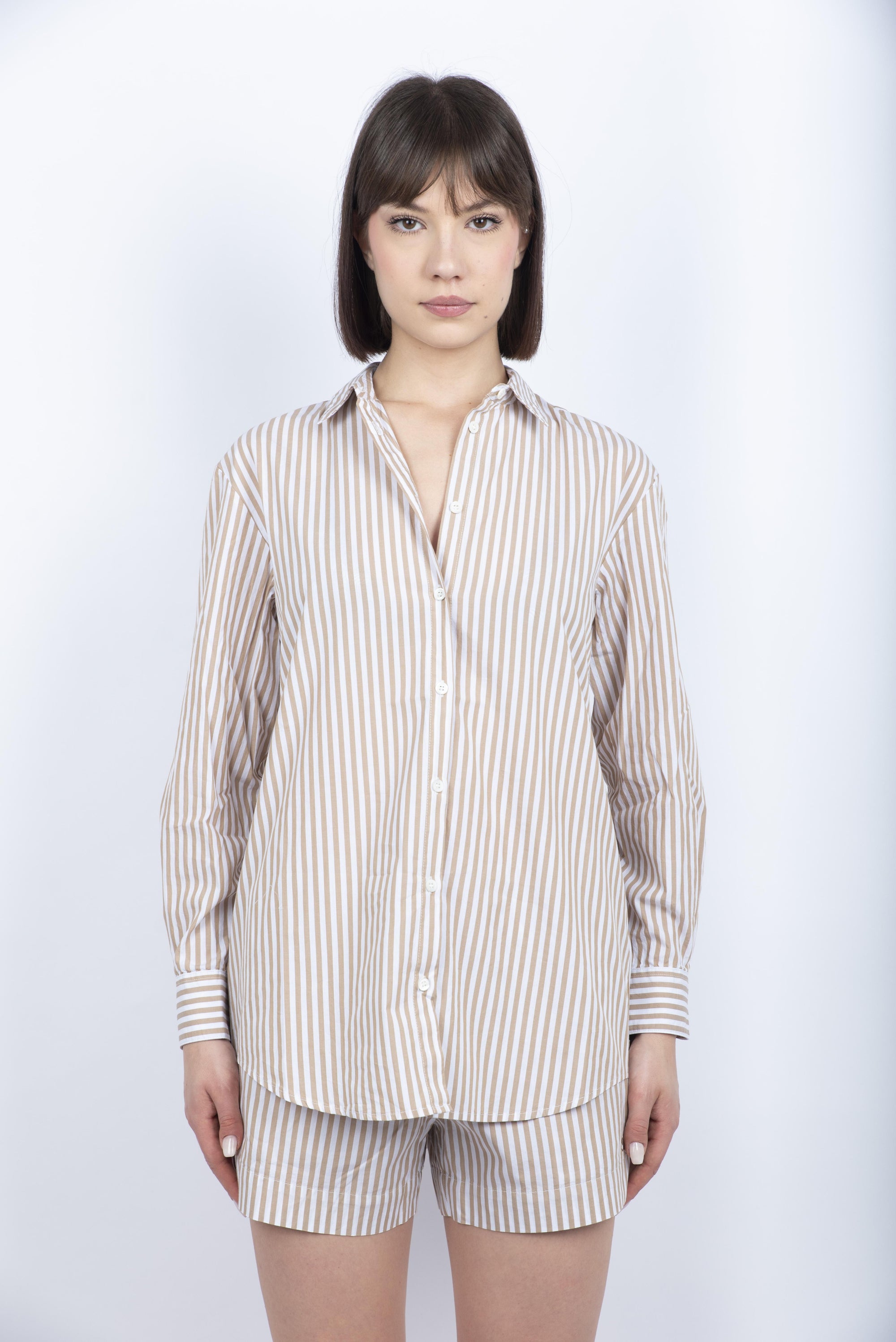 Camicia da donna over Brigitte in cotone a righe marroni BRIG001 03862H MC2 SAINT BARTH 
