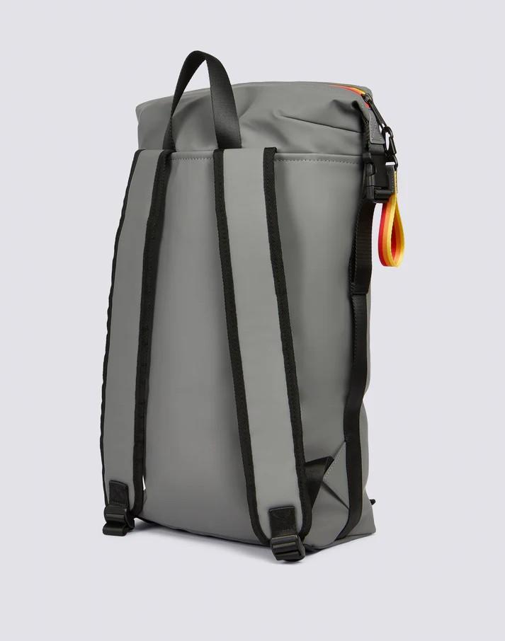 Zaino con zip saldata e manici regolabili imbottiti AM237ABPY600 29701 SUNDEK 