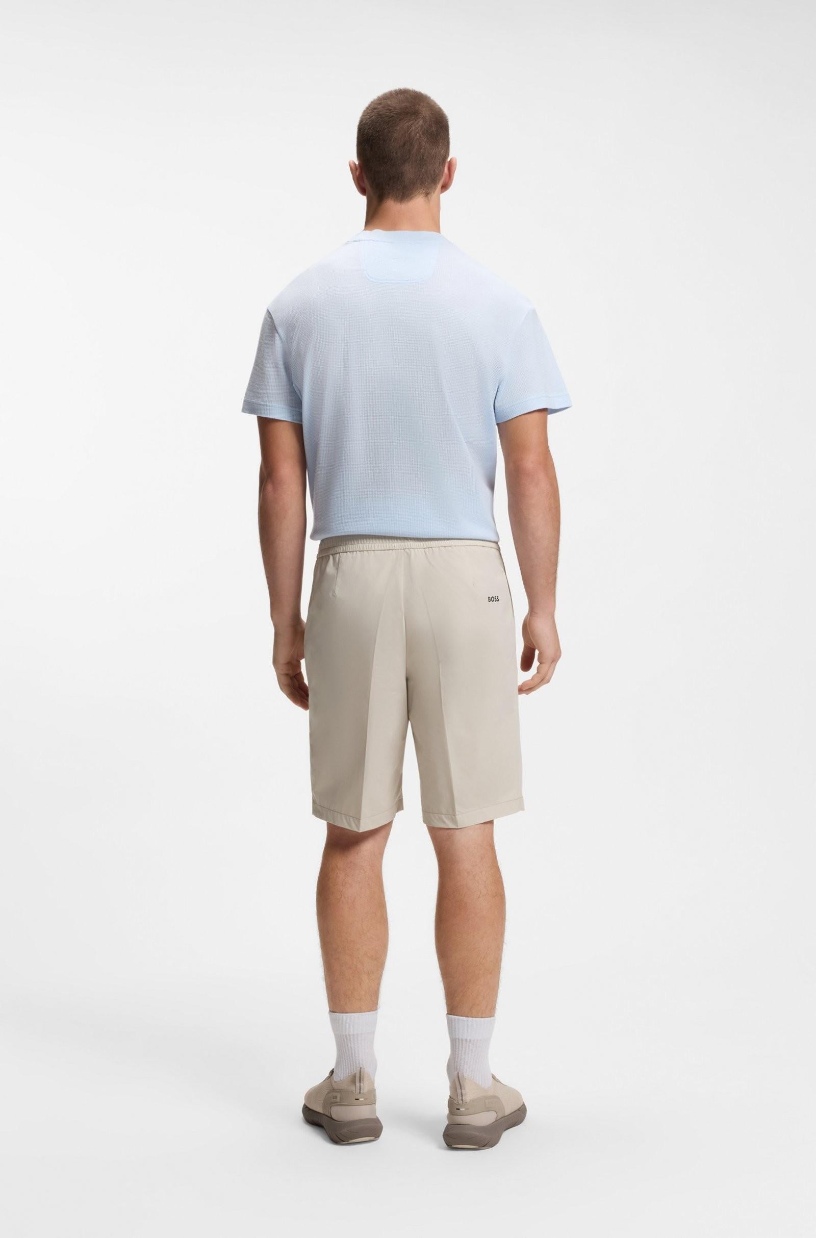 Shorts regular fit idrorepellenti in twill ad asciugatura rapida 50558953 272 BOSS 