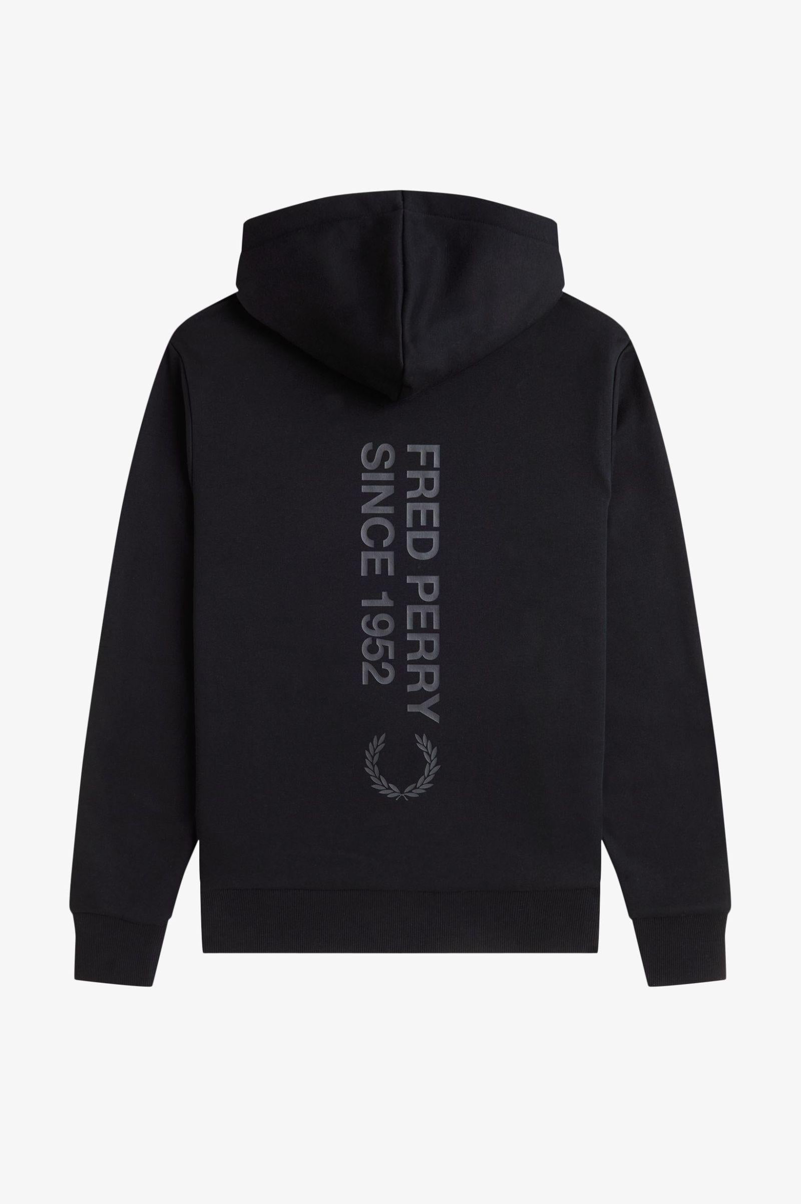 Felpa con cappuccio e logo in evidenza M137155 102 FRED PERRY 
