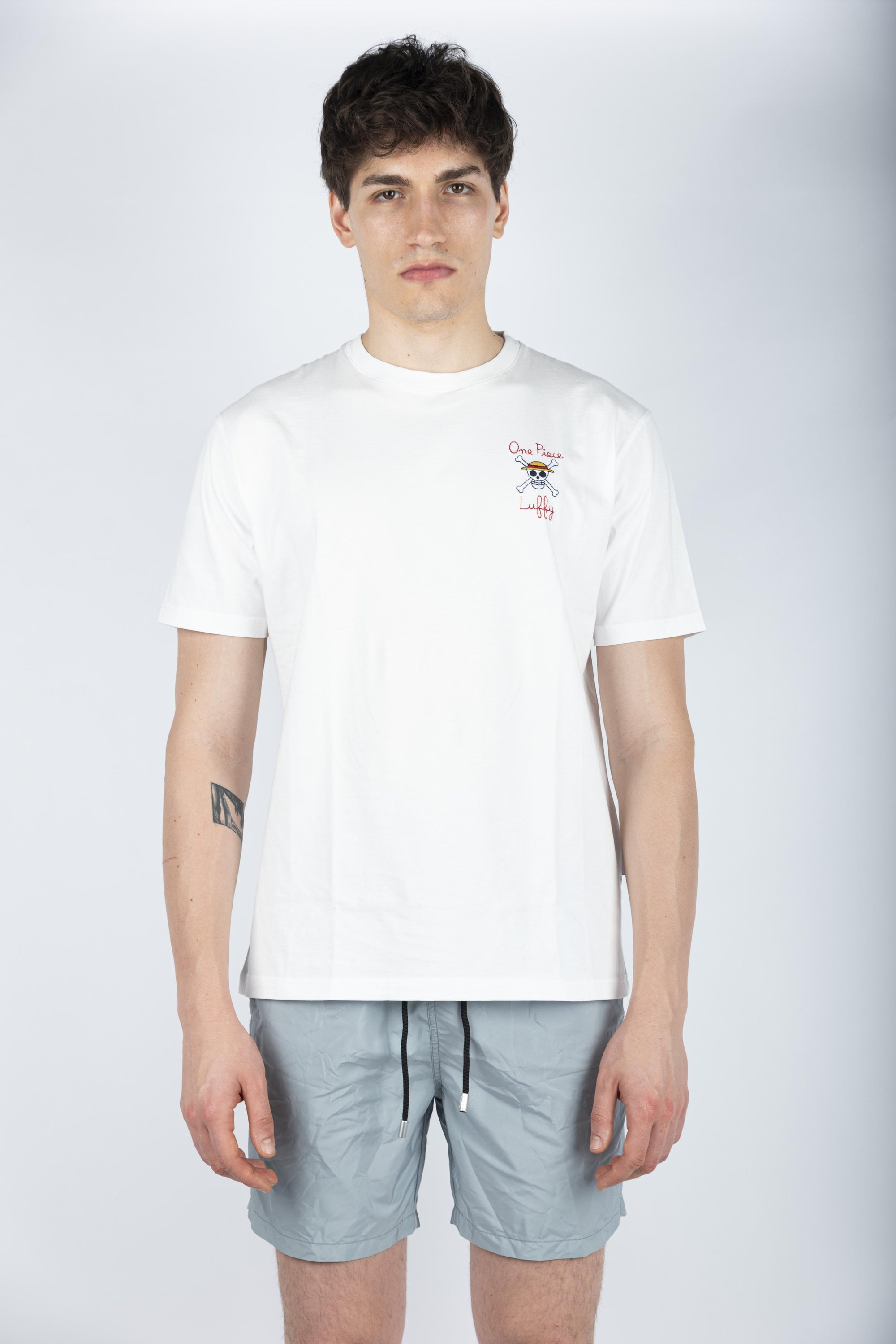 T-shirt in cotone con ricamo One Piece Luffy bianco Special Edition TSHM001 04480H MC2 SAINT BARTH 