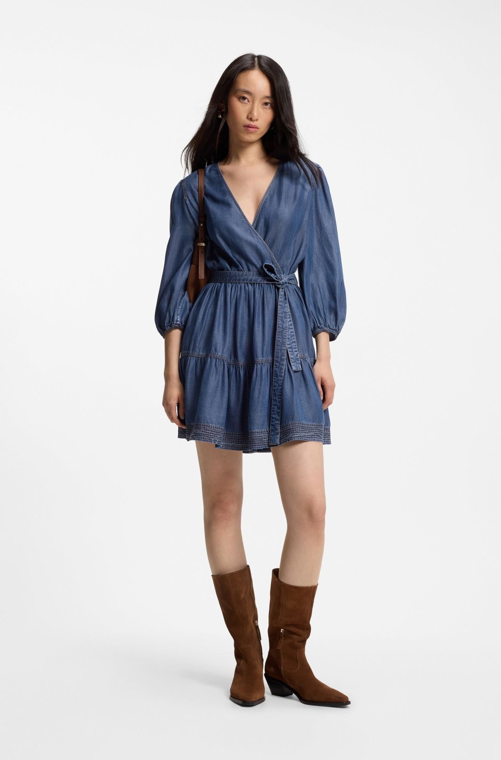 Vestito con parte anteriore incrociata in denim con maniche a palloncino 50559071 420 BOSS 
