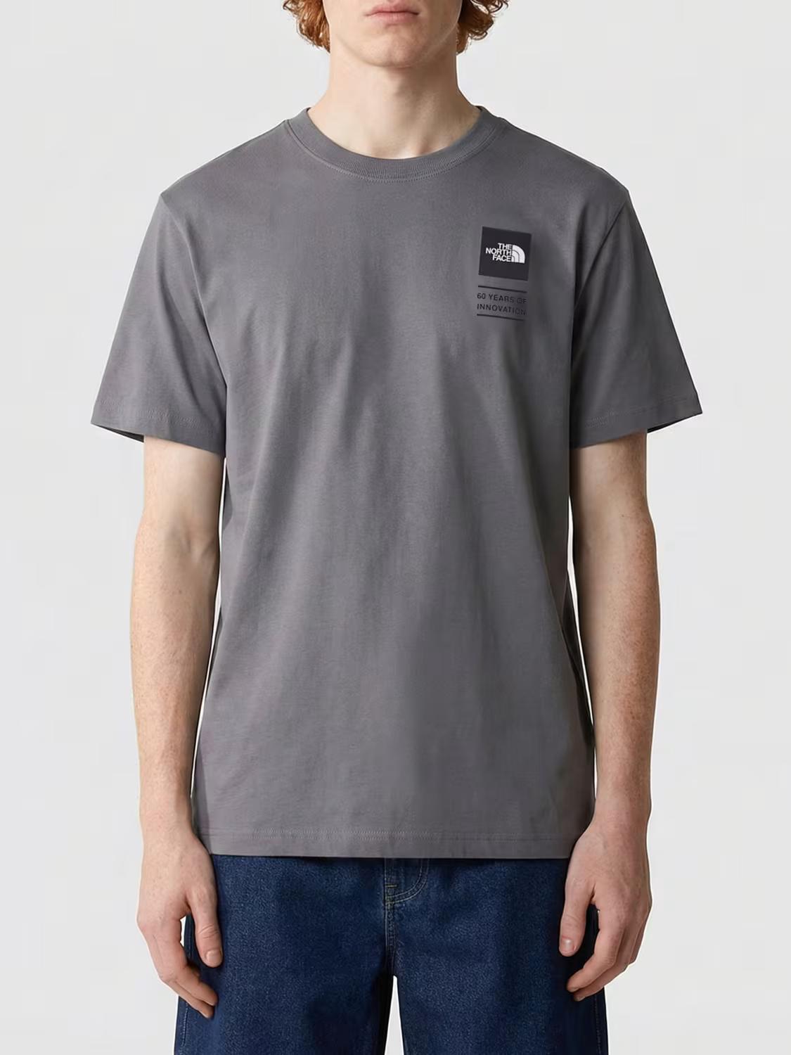 T-shirt con grafica NF0A8GAQ 0UZ1 THE NORTH FACE 