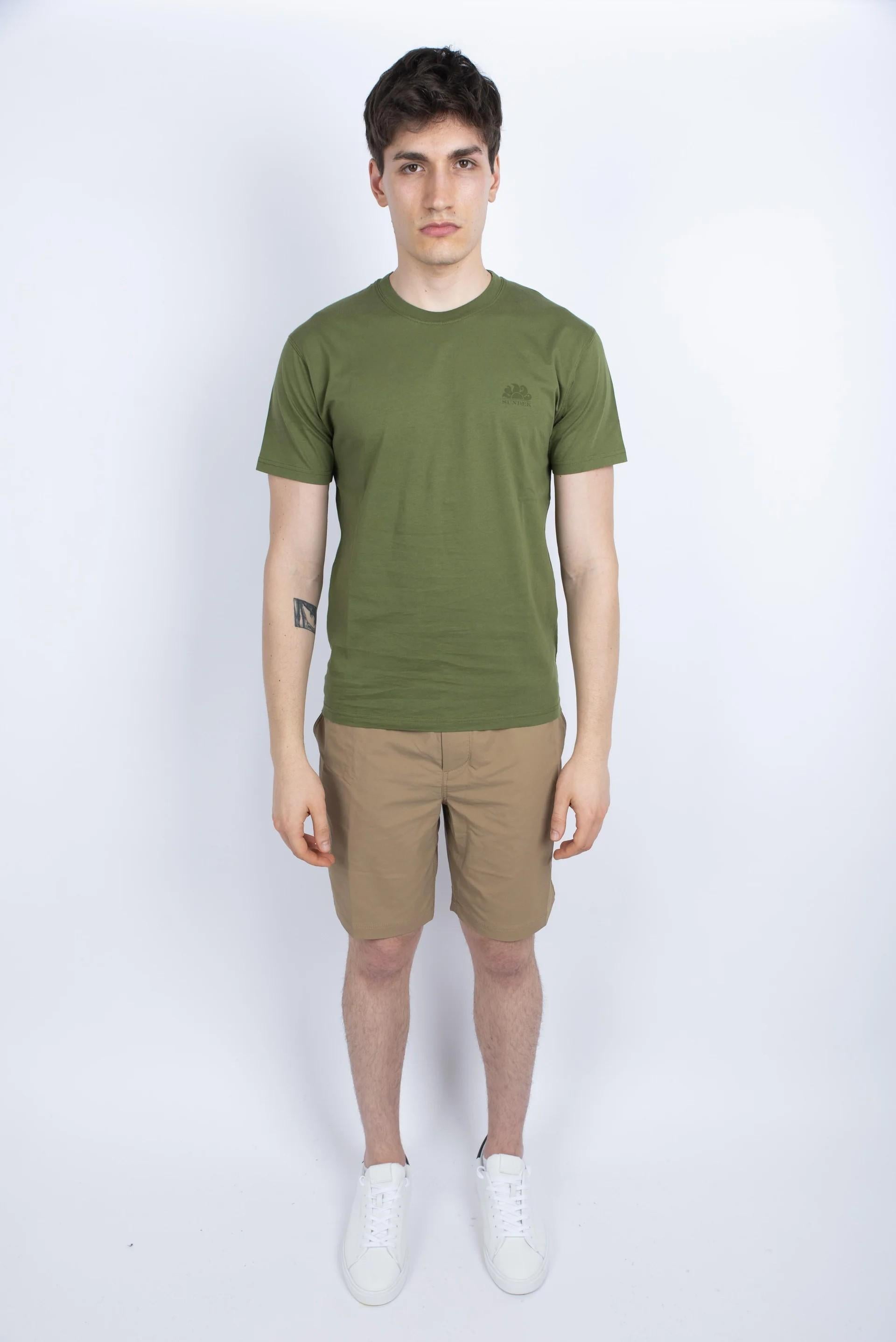 T-shirt girocollo con logo verde M129TEJ78OT A5100 SUNDEK 