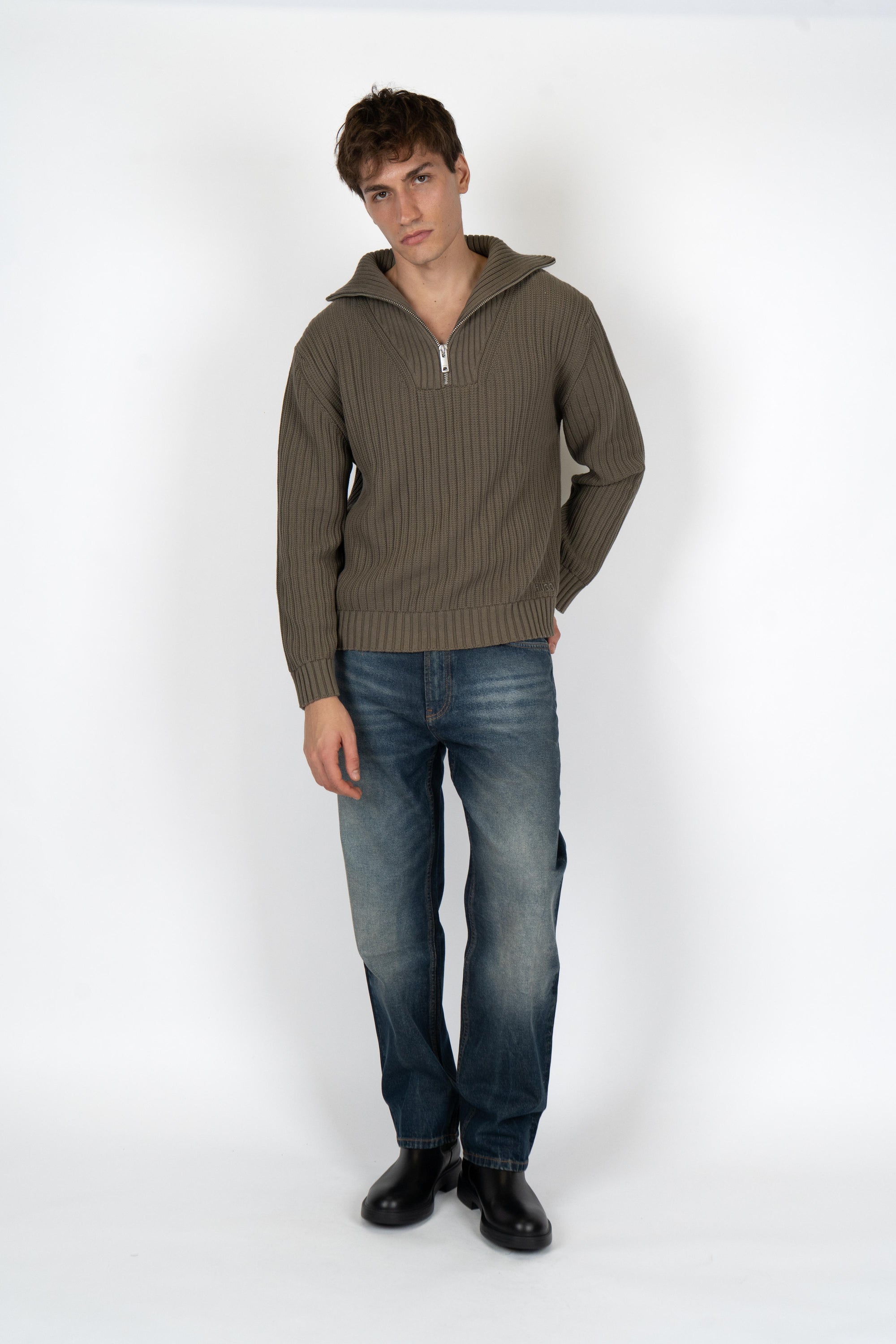 Jeans straight fit con logo 50549905 415 HUGO 