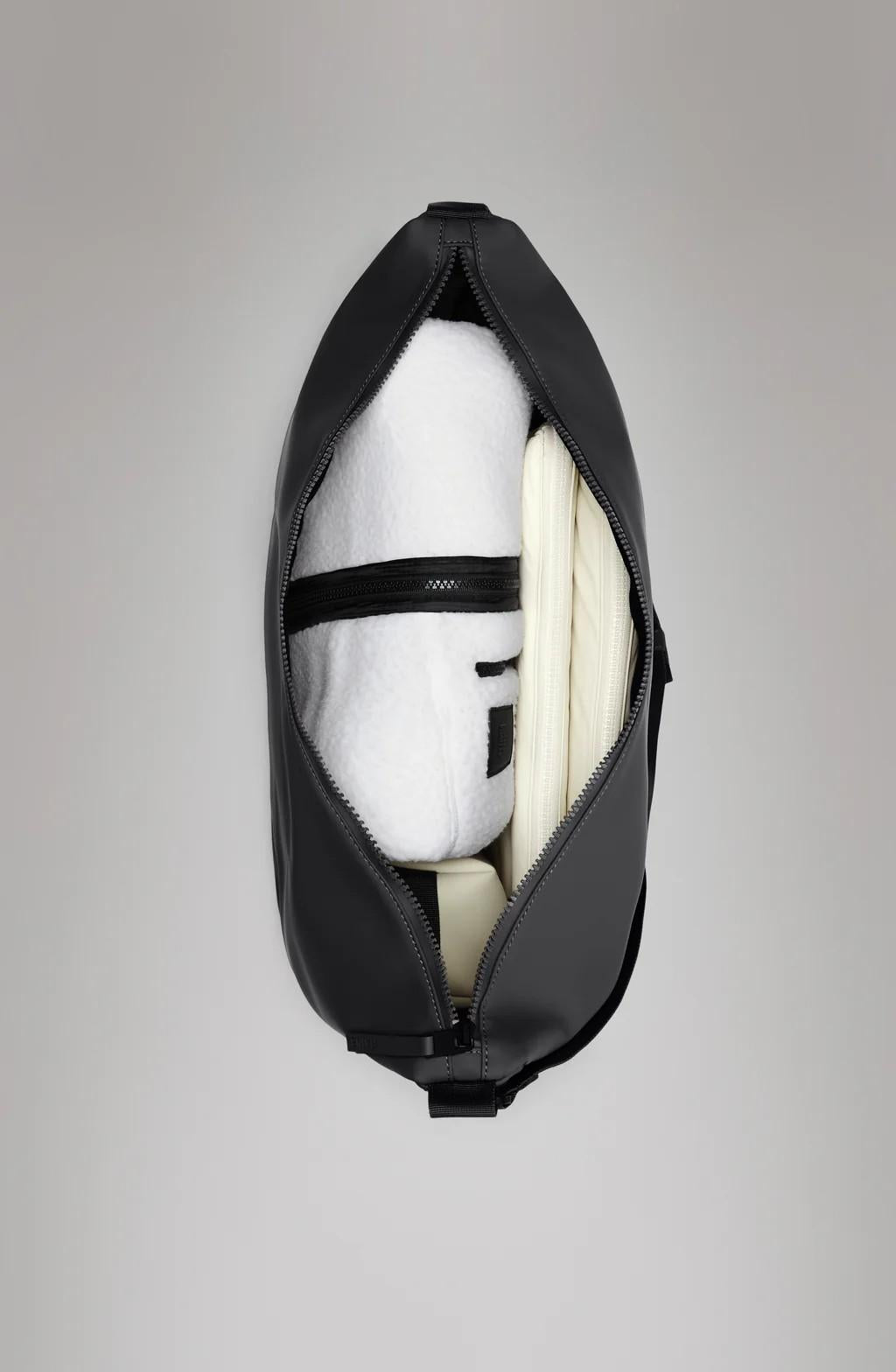 Valera Shoulder Bag Large RA13120 BLA RAINS 