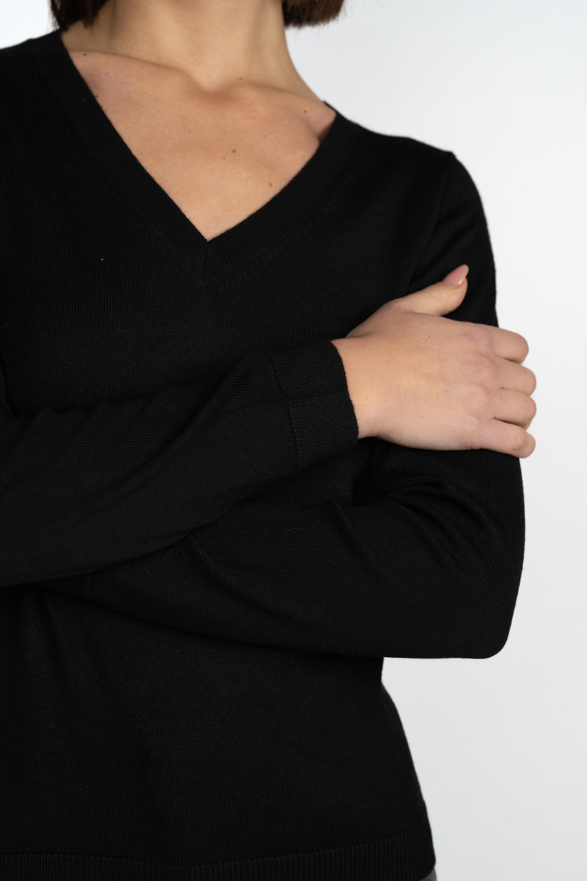 Scollo V in Lana Merino 54212/14202 099 GRAN SASSO 