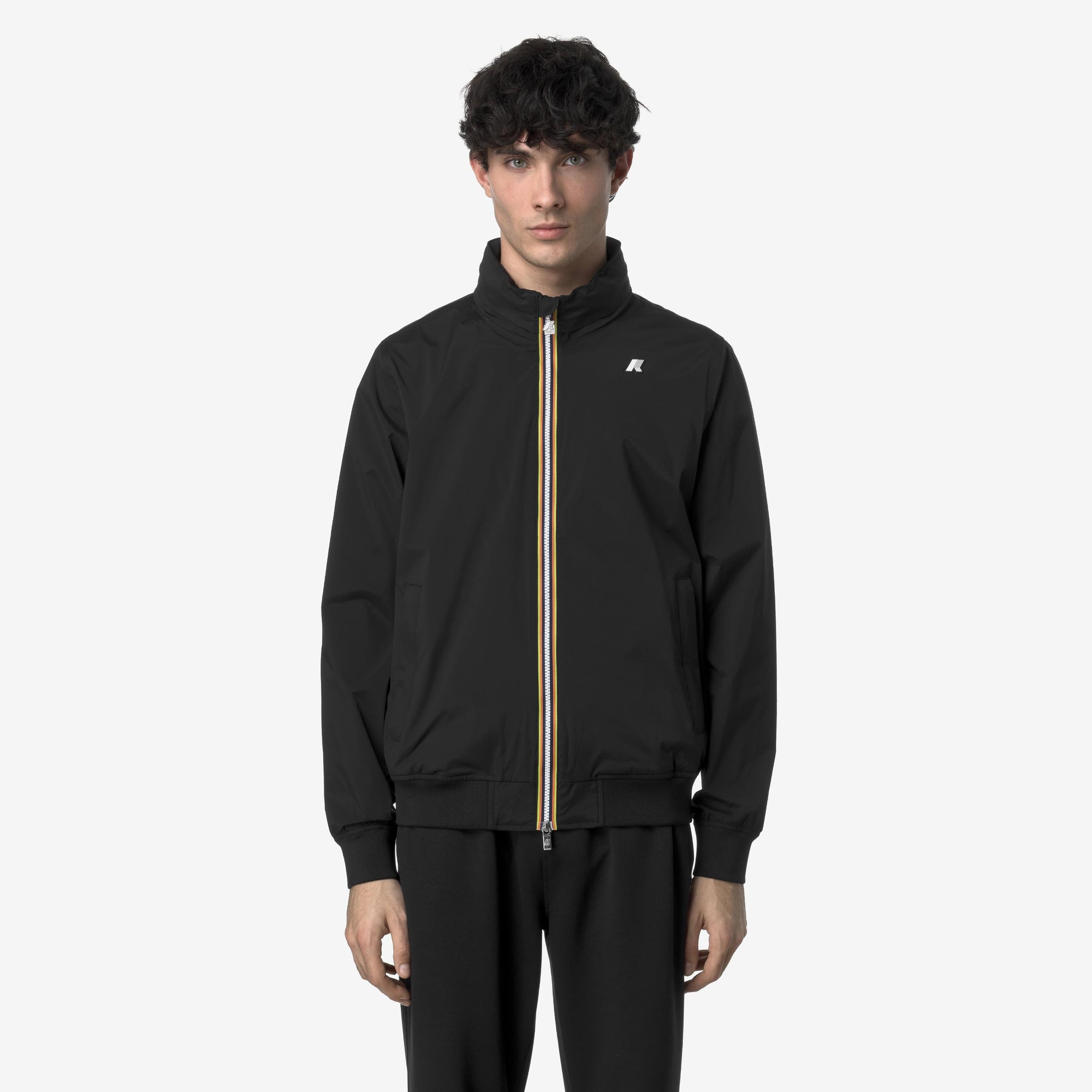 Giacca corta da uomo resistente alle intemperie nero con nylon elasticizzato K3123VW USY K-WAY 