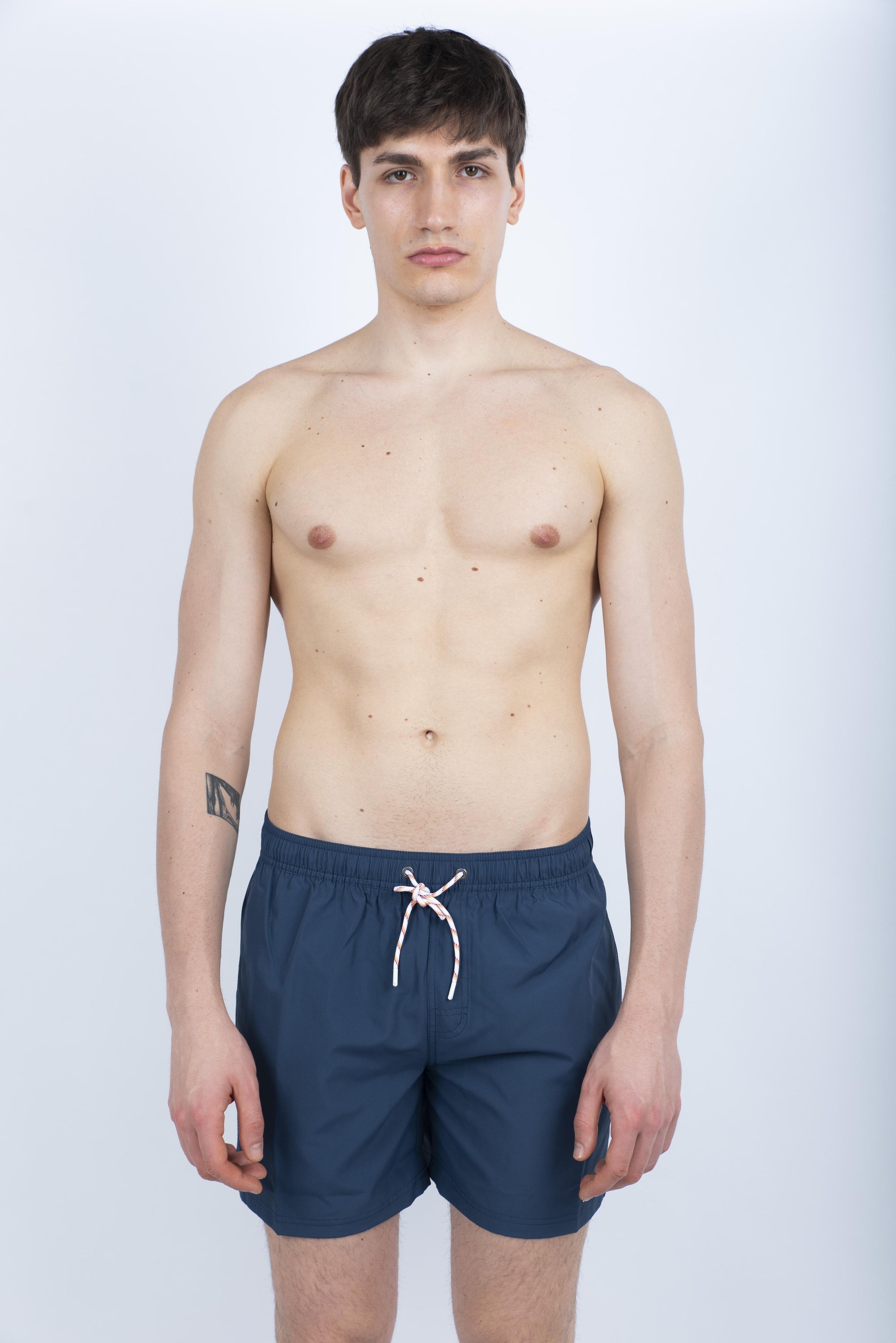 Costume da bagno corto vita elasticata in poliestere riciclato Repreve® navy M734BDRT300 00700 SUNDEK 