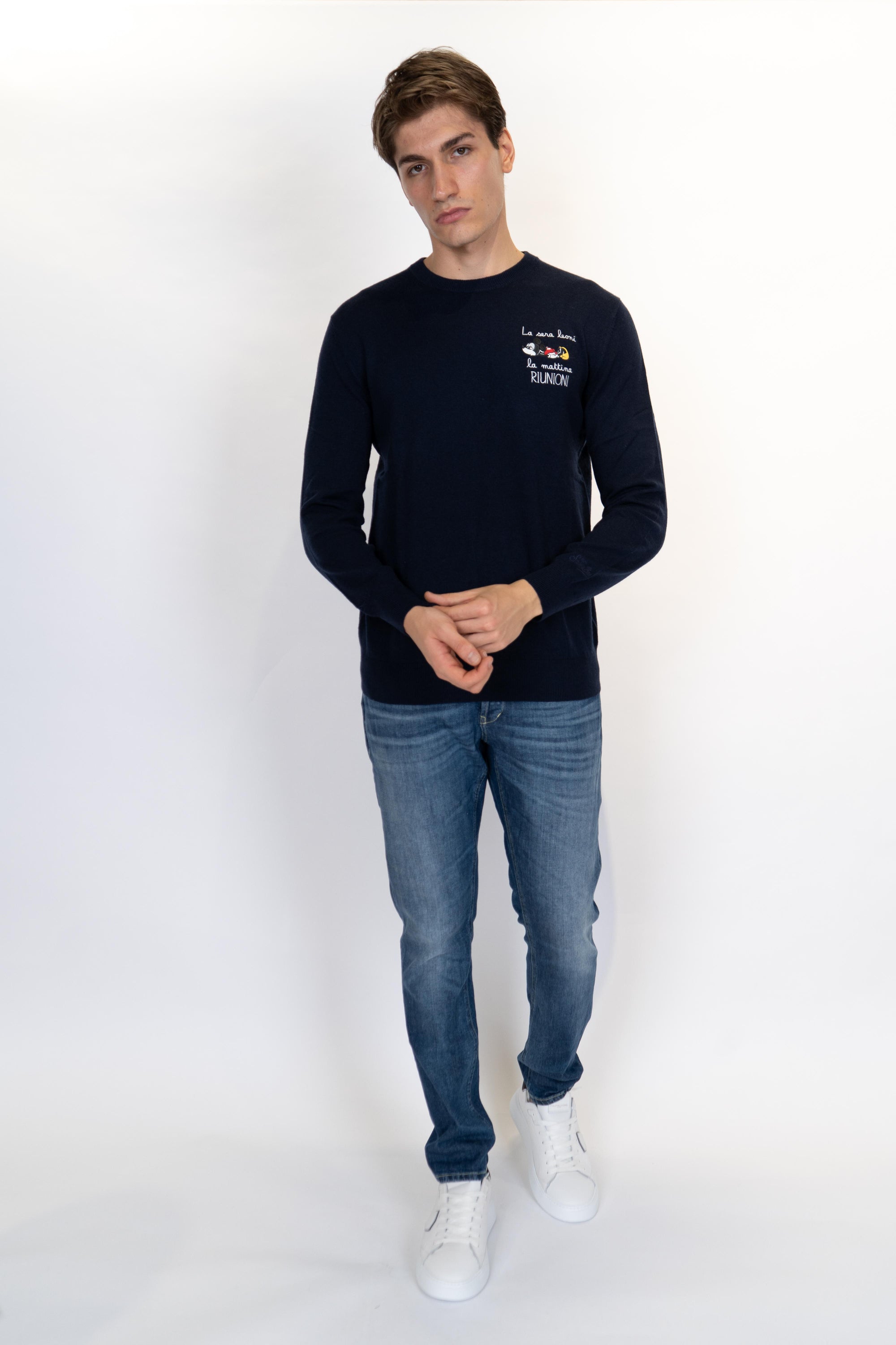 Maglione a girocollo Heron Light con ricamo La sera leoni la mattina riunioni HER0024 03263I MC2 SAINT BARTH 