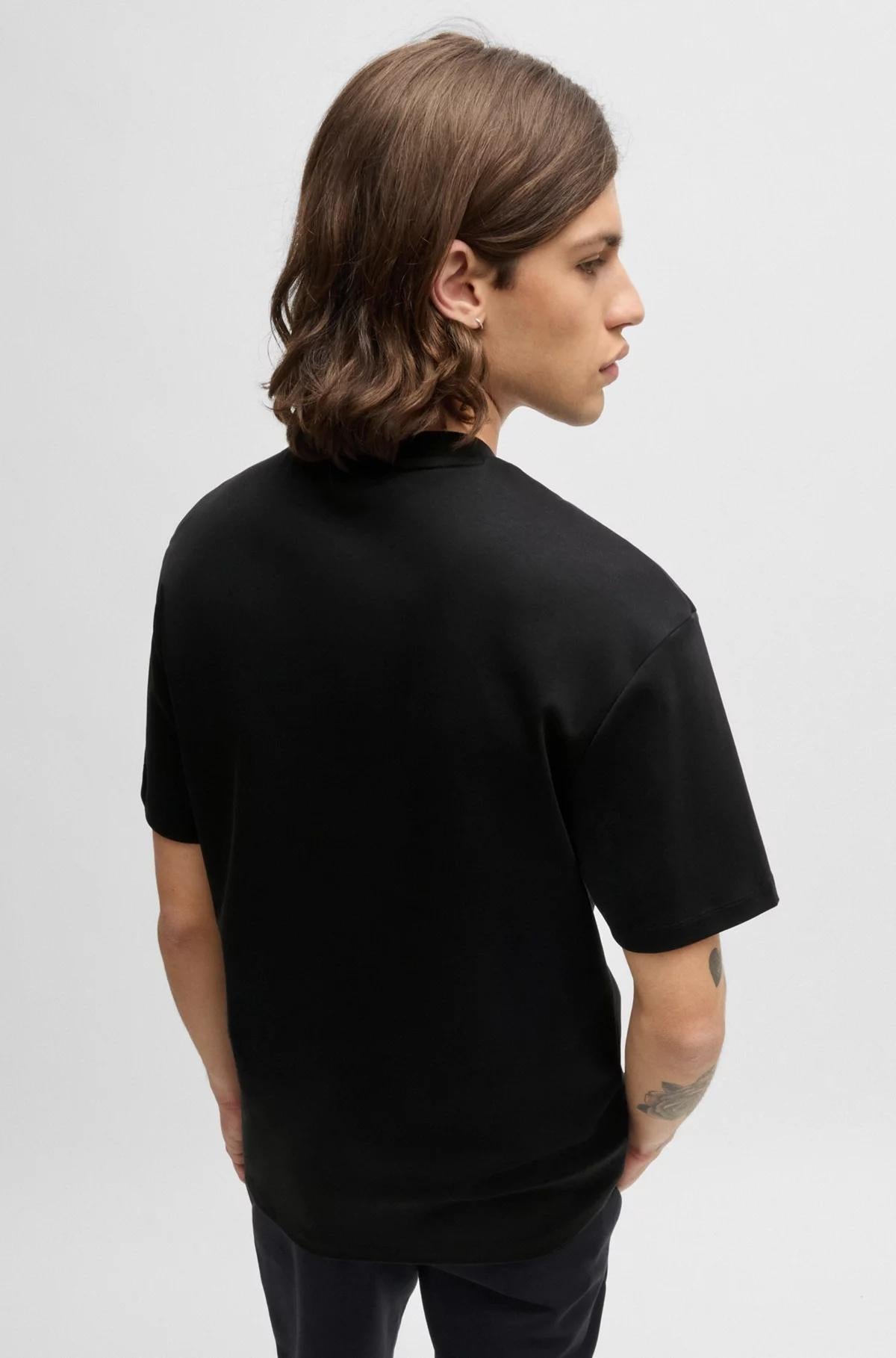 T-shirt regular fit in cotone interlock con logo sovrapposto 50505201 001 HUGO 
