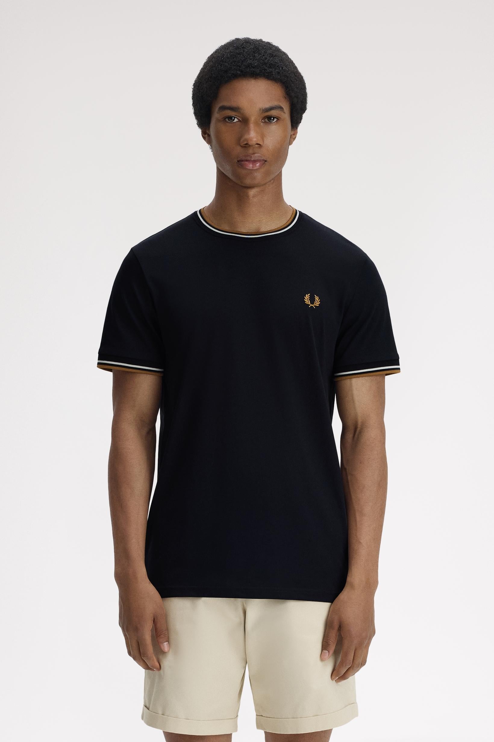 T-shirt con doppia riga M1588V57 P69 FRED PERRY 