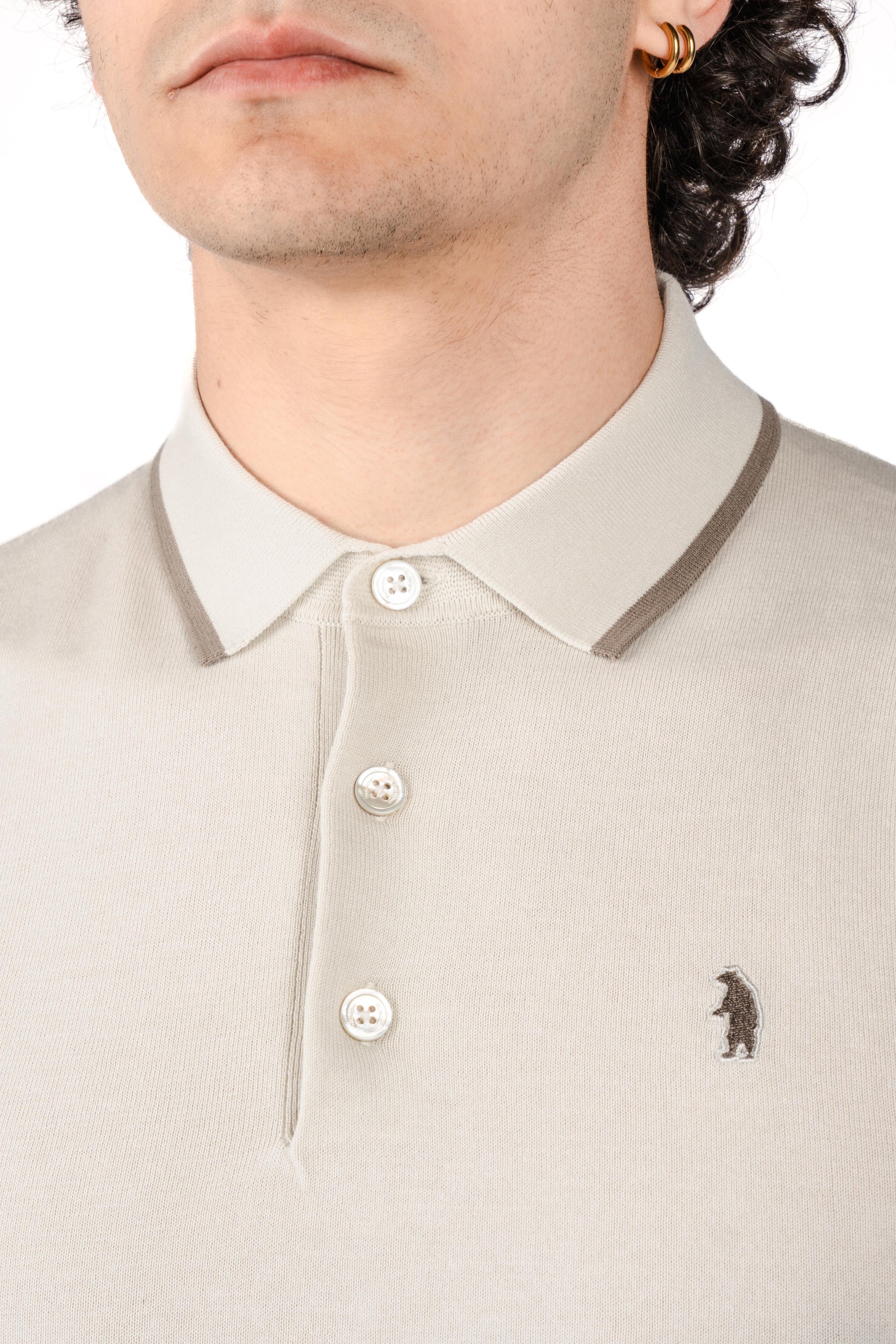 Polo con dettagli a contrasto R5012M261 CHALK REFRIGUE 