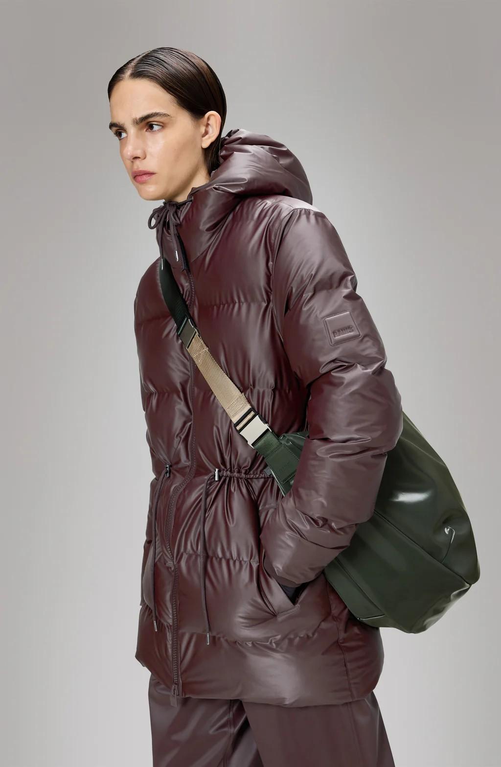 Valera Shoulder Bag Large RA13120 SWA RAINS 