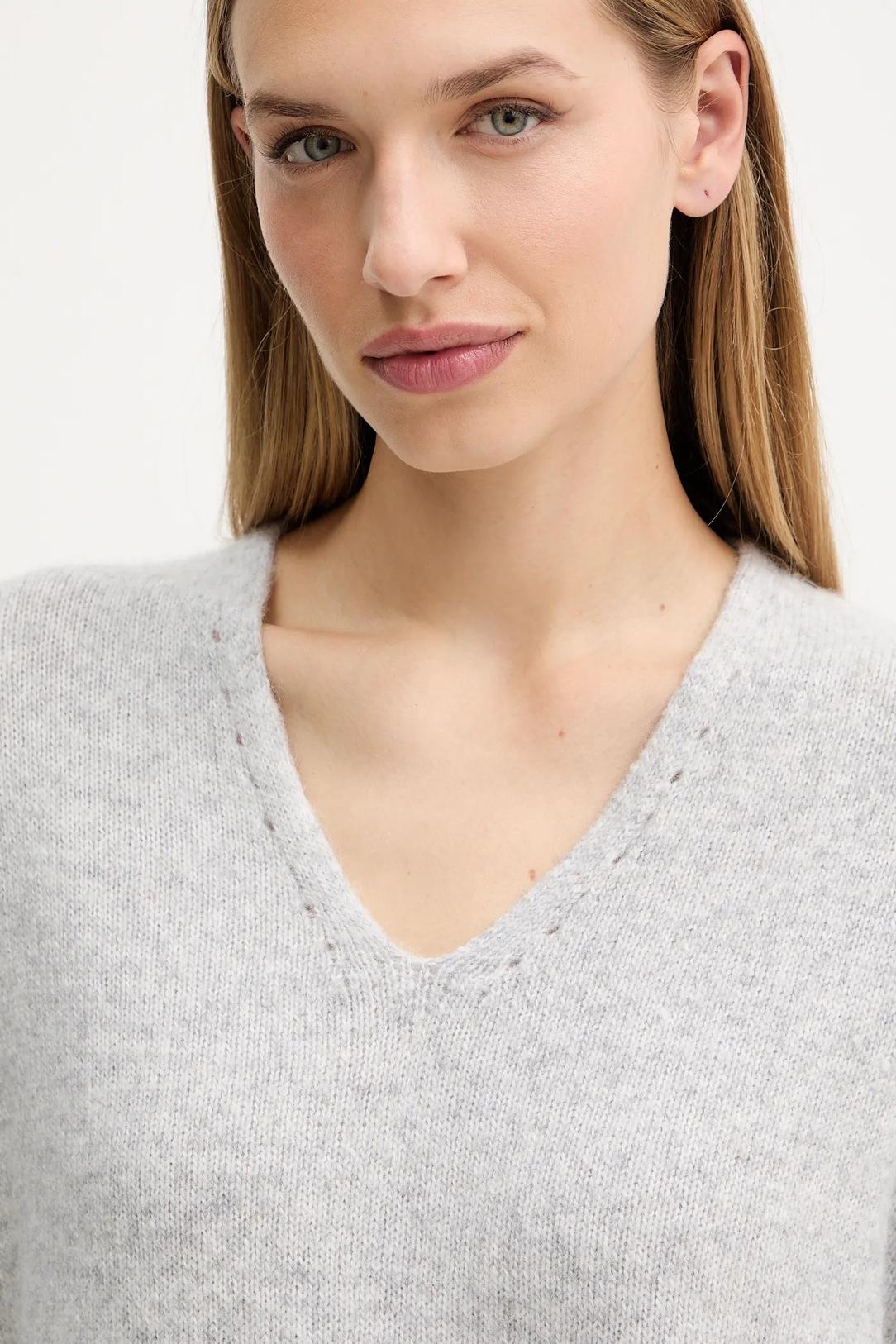 Maglione con scollo a V in filato italiano 50550464 056 BOSS 