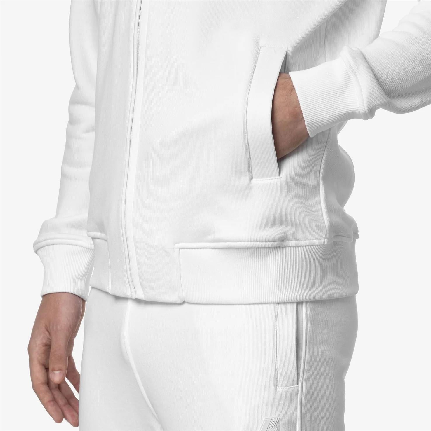 Giacca in pile casual da uomo bianco con cappuccio regolabile K31364W 001 K-WAY 