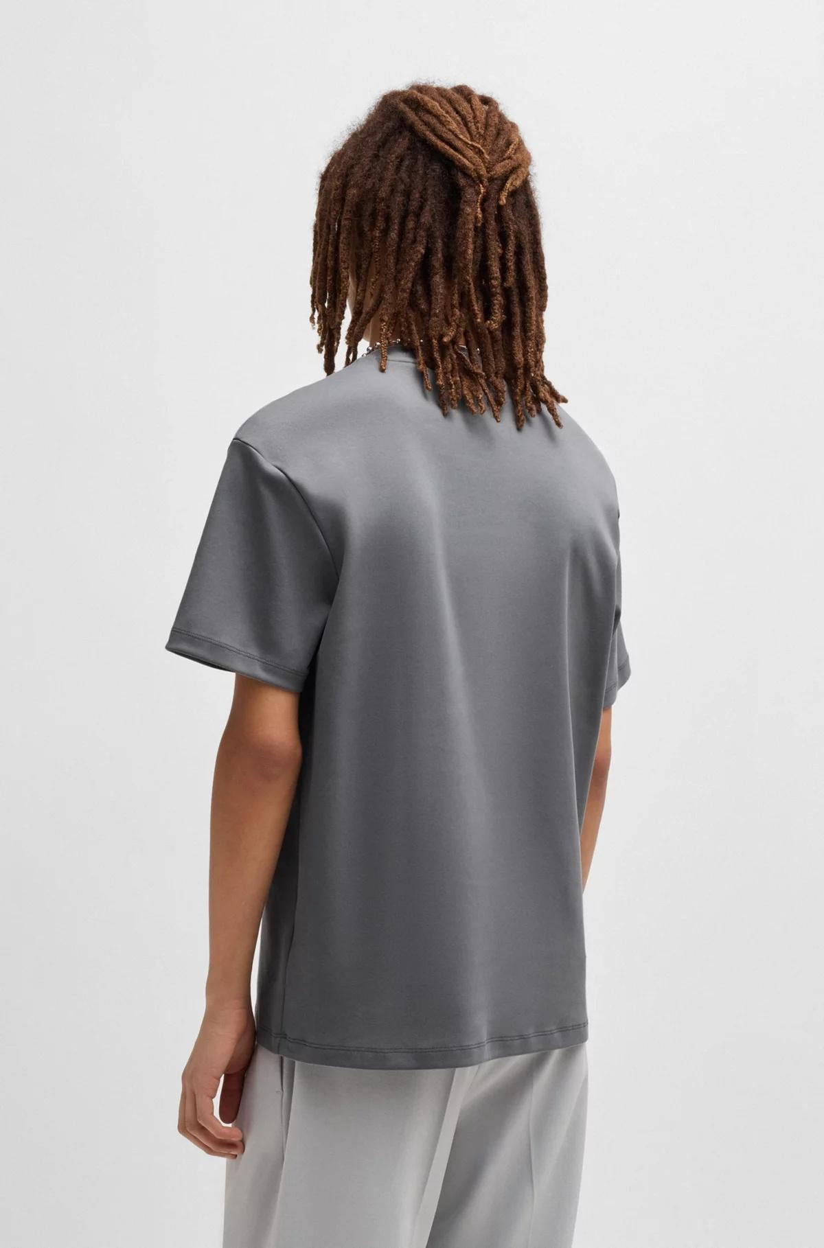 T-shirt regular fit in cotone interlock con logo sovrapposto 50505201 086 HUGO 