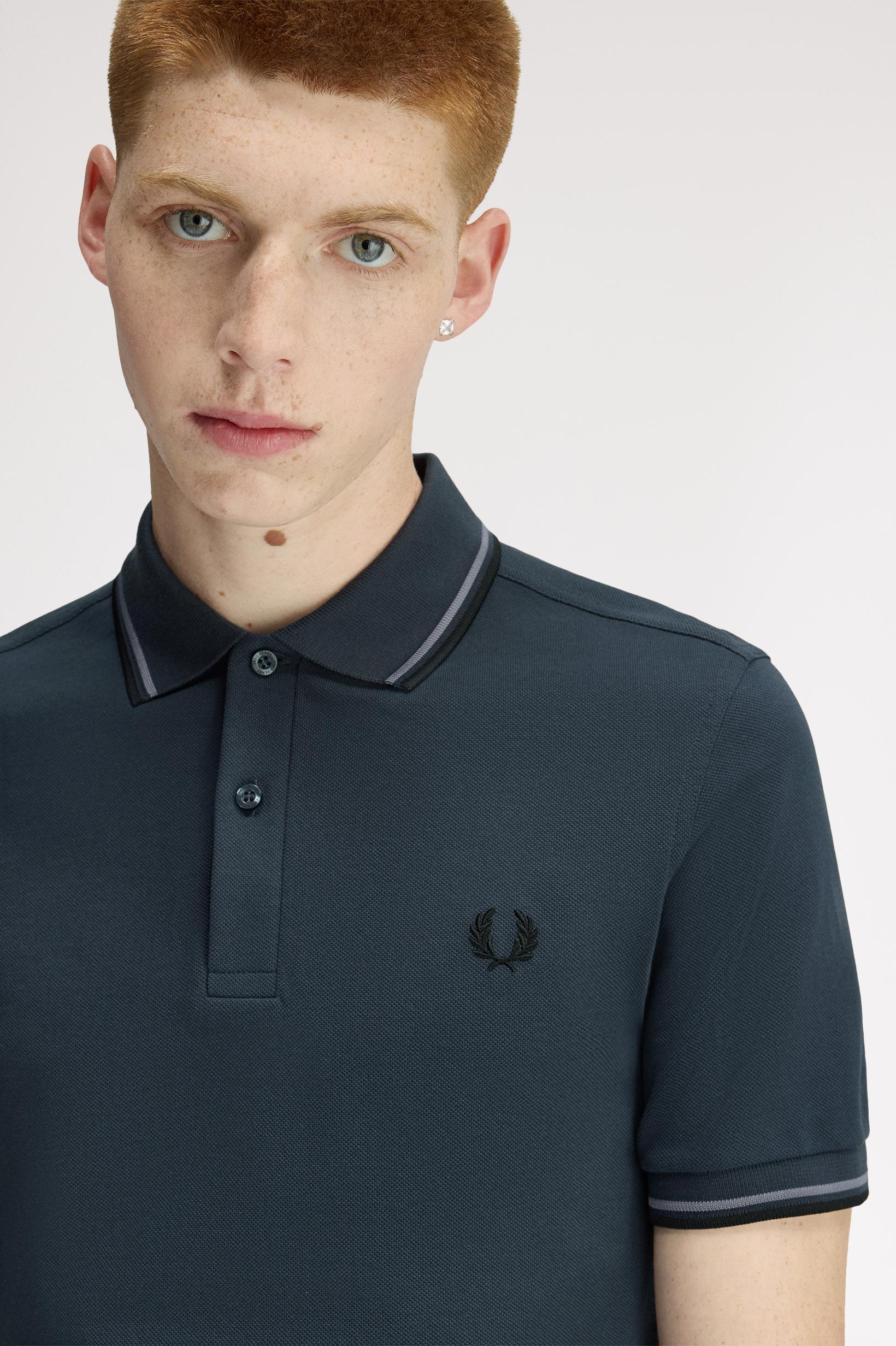 Polo con doppia riga M3600P57 01B FRED PERRY 